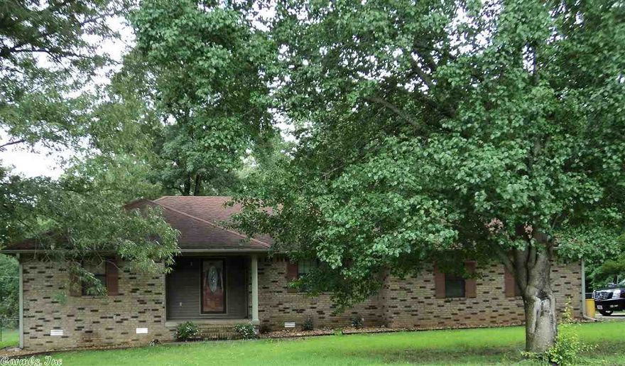 Well maintained rural home in nice quiet subdivision. Home features 2 masters. Kitchen was completely updated in 2005 with silestone countertops, new appliances , bosch dishwasher & HVAC approx. 10 years old. Beautiful tree shaded lot with a 24'x28' custom built wood shop with electricity, heat & air & 1/2 bath. Dishwasher & stove replaced in Sept. 2013. Extra drive for additional parking. Seller is motivated! Sq. Ft. approx. measuring encouraged. 1.36 acres