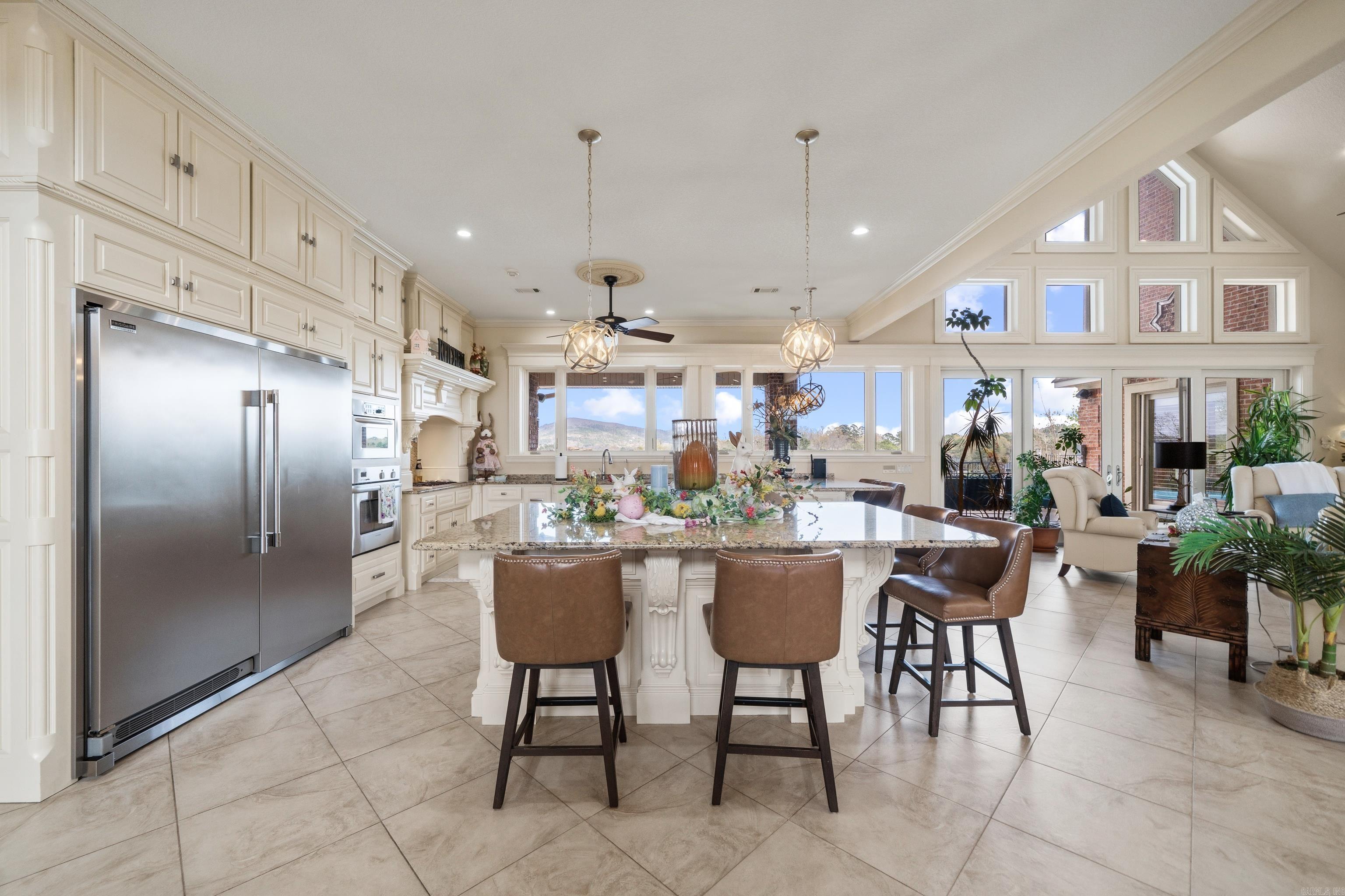 HUNTER HEIGHTS - Residential