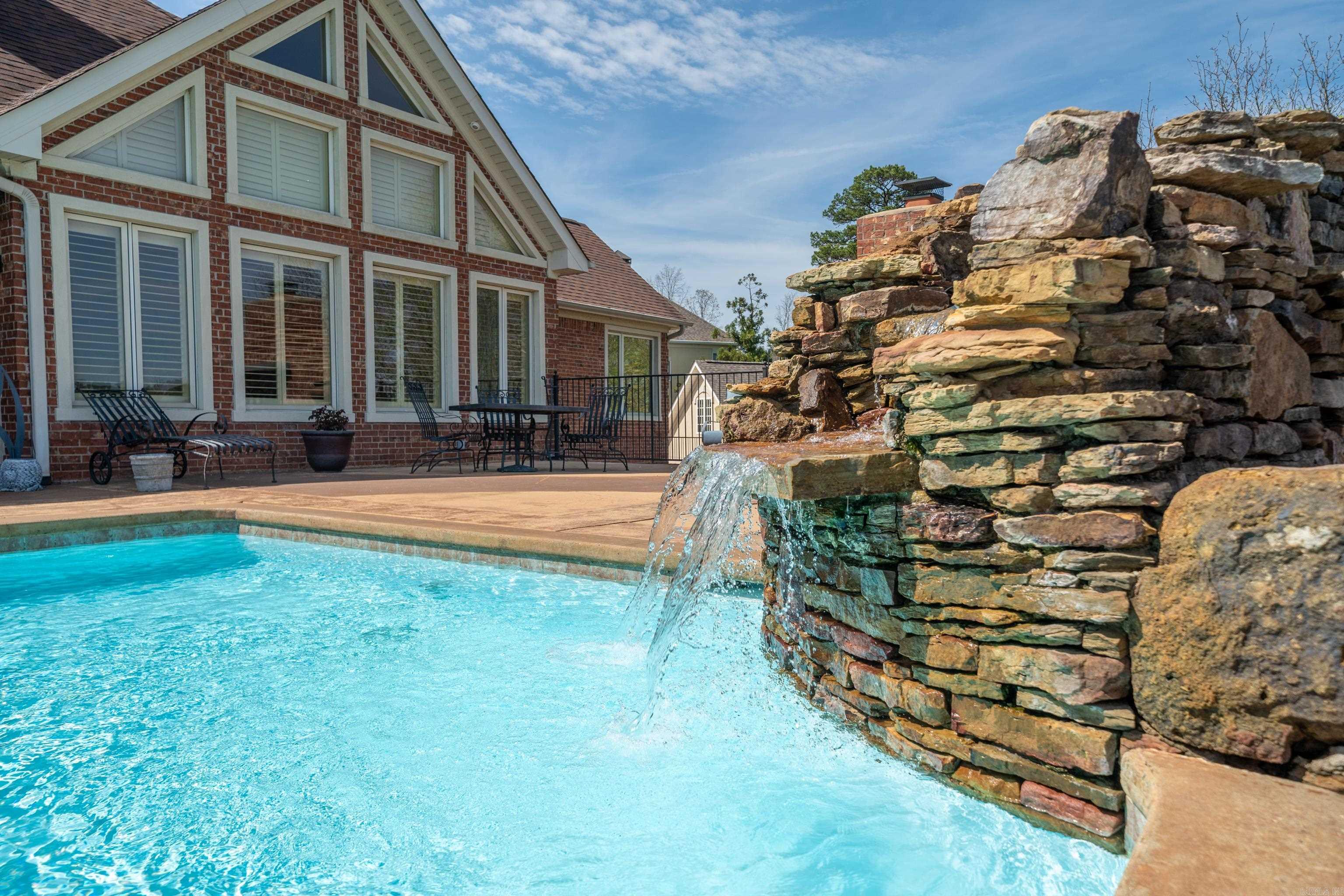 HUNTER HEIGHTS - Residential