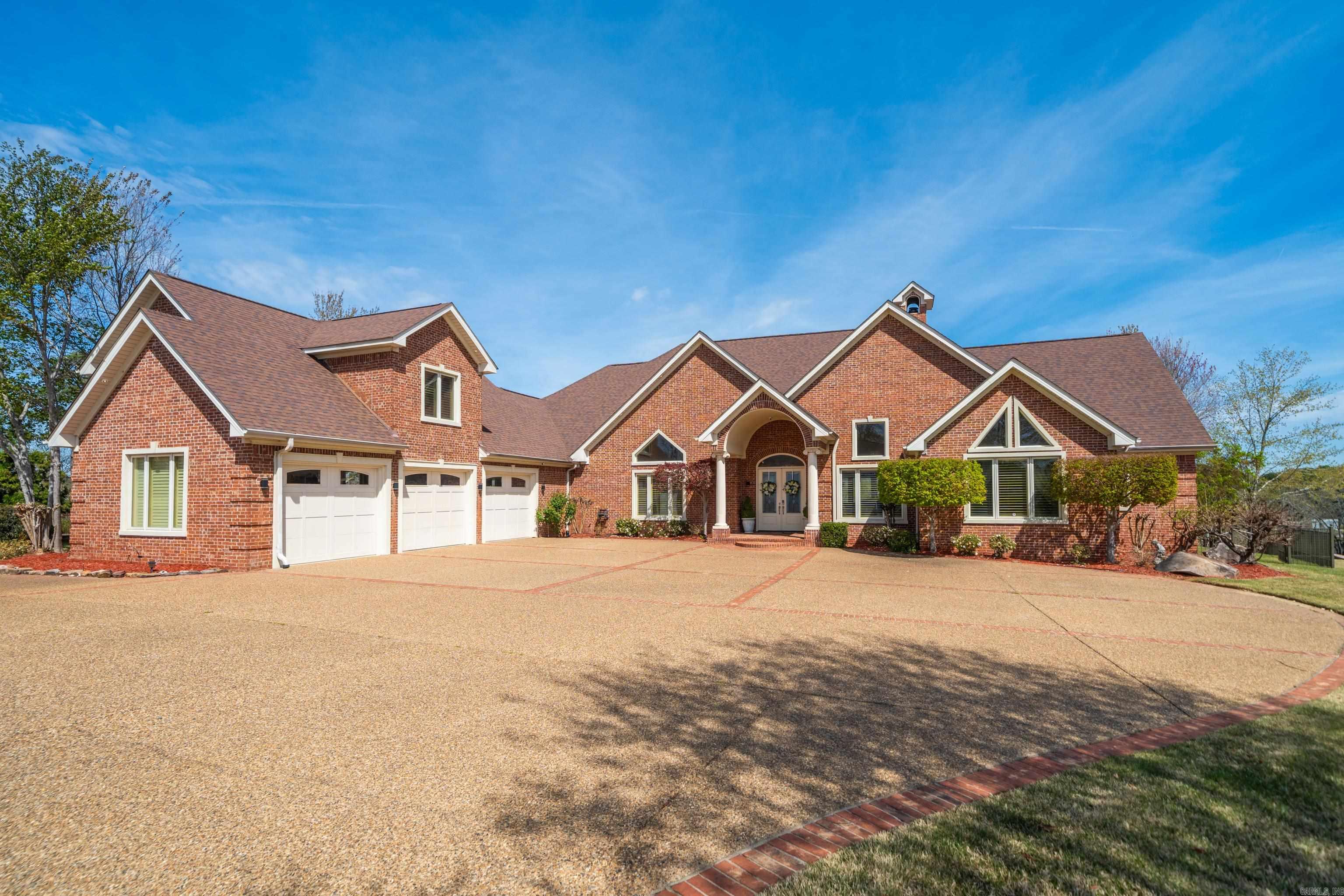 HUNTER HEIGHTS - Residential