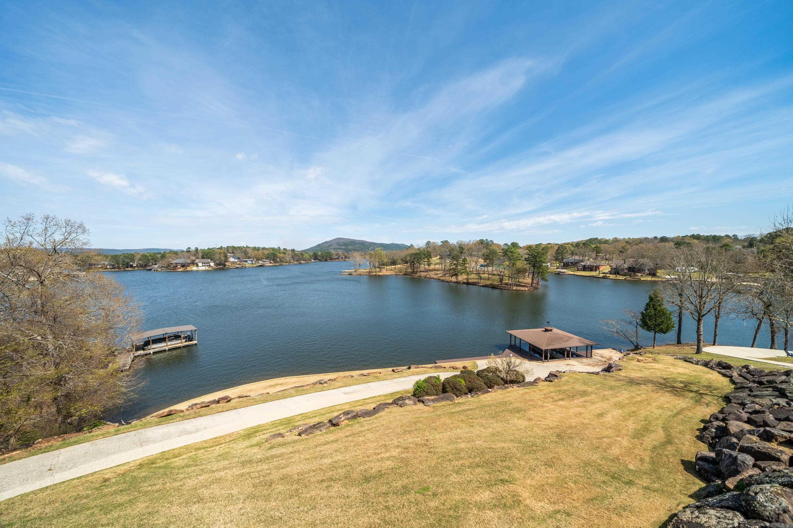 HUNTER HEIGHTS - Residential