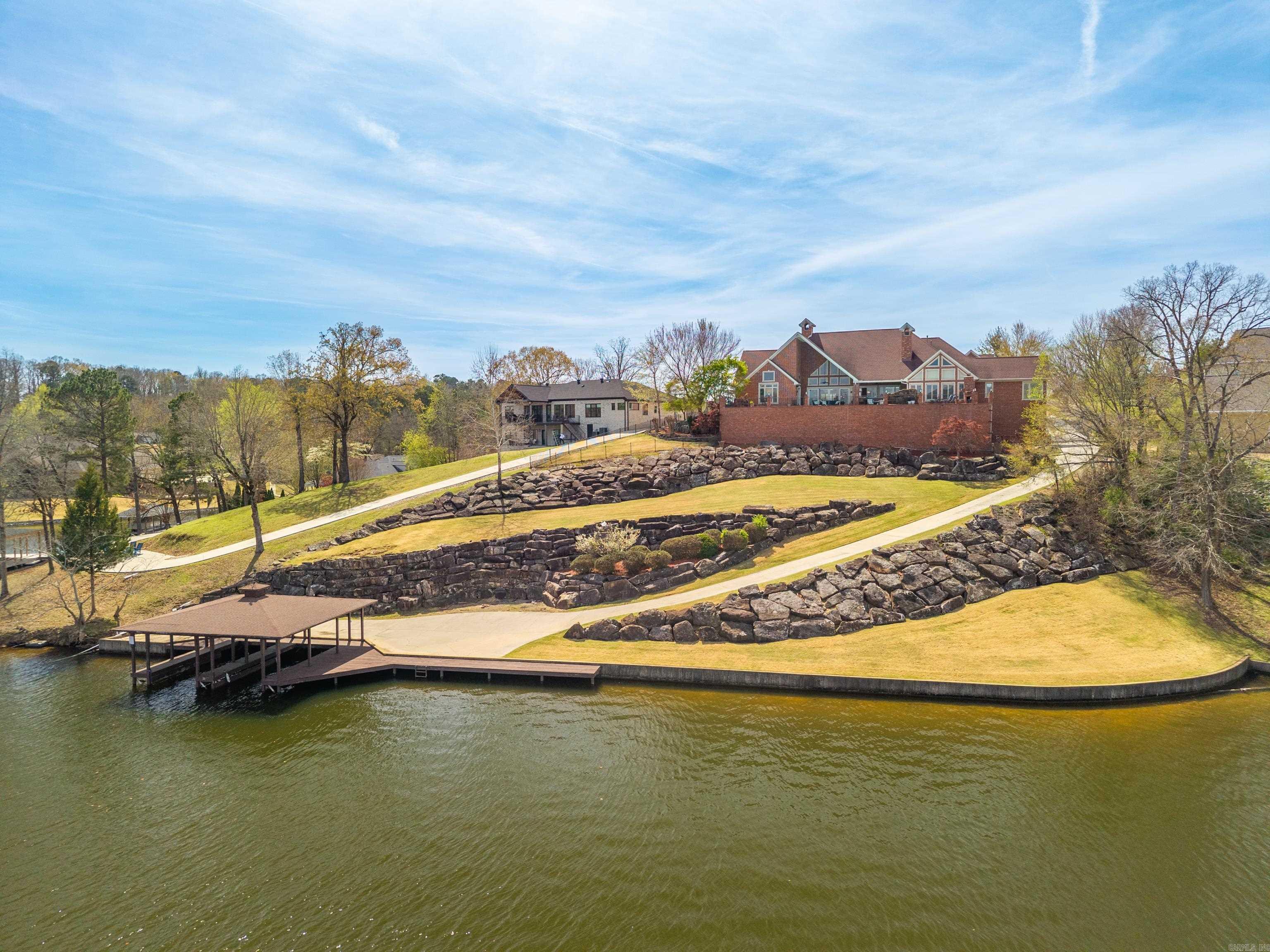 HUNTER HEIGHTS - Residential