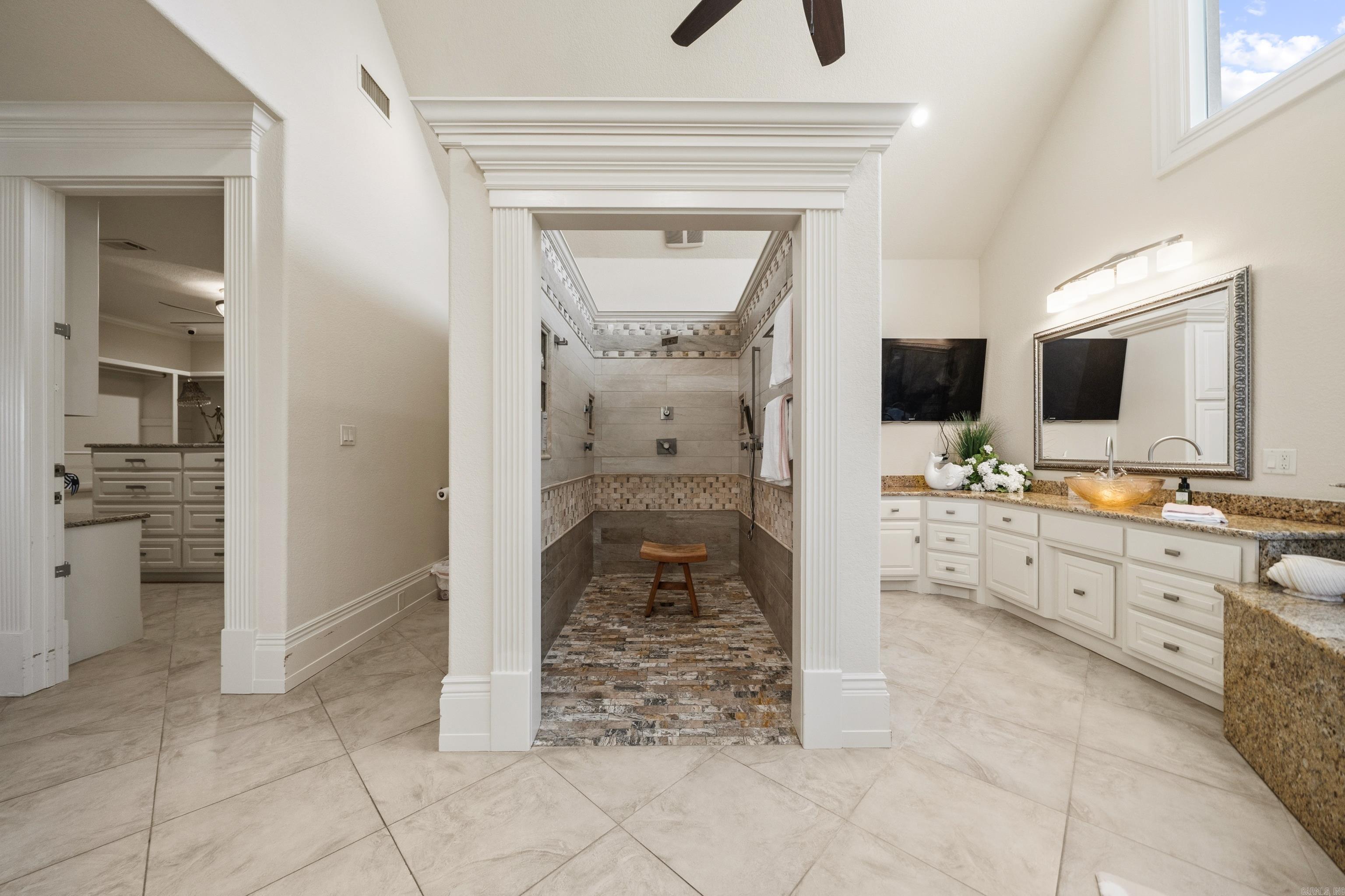 HUNTER HEIGHTS - Residential