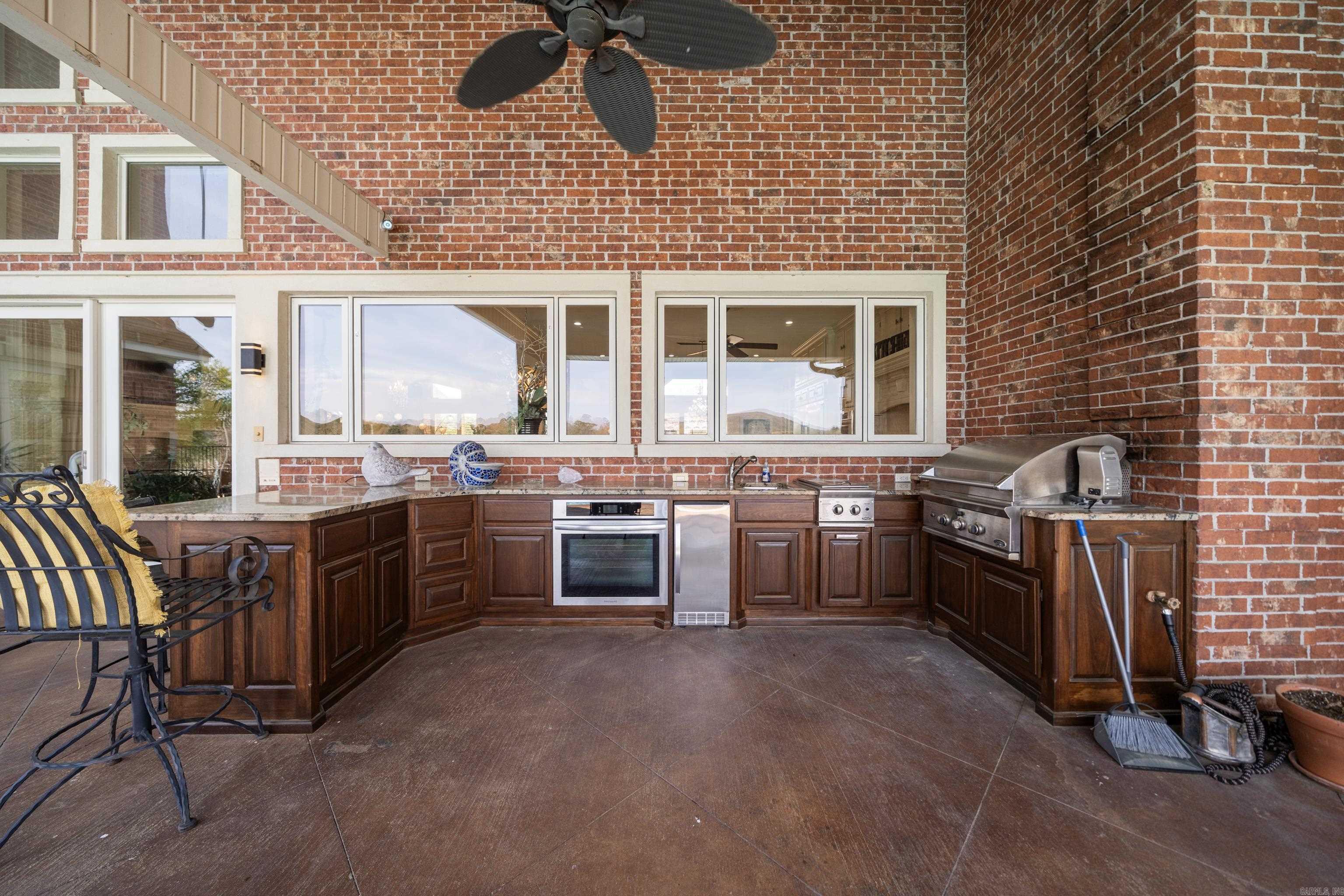 HUNTER HEIGHTS - Residential