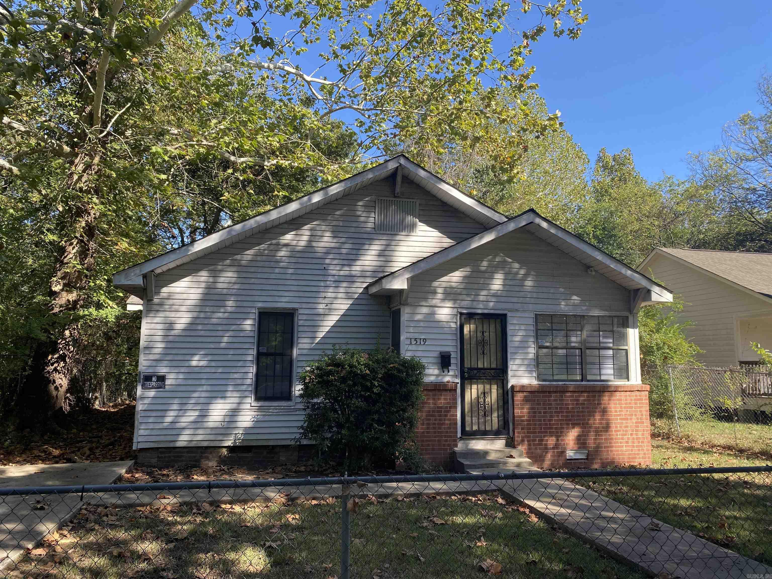 Looking for a spacious home with family-friendly features? Look no further! This charming house in Pine Bluff. Key Features: **Fully Fenced Yard - Privacy and security for your loved ones and pets! **Formal Dining Room - Perfect for family gatherings and special occasions. With plenty of room to grow and play, this property is a fantastic choice for those looking to raise a family. The 2nd room does not have a closet but is large enough for a bedroom and has a door on it. The backyard is fenced for kids to explore and create lasting memories. Don't miss out on this opportunity to make this house your home! Property is "SOLD AS IS"
