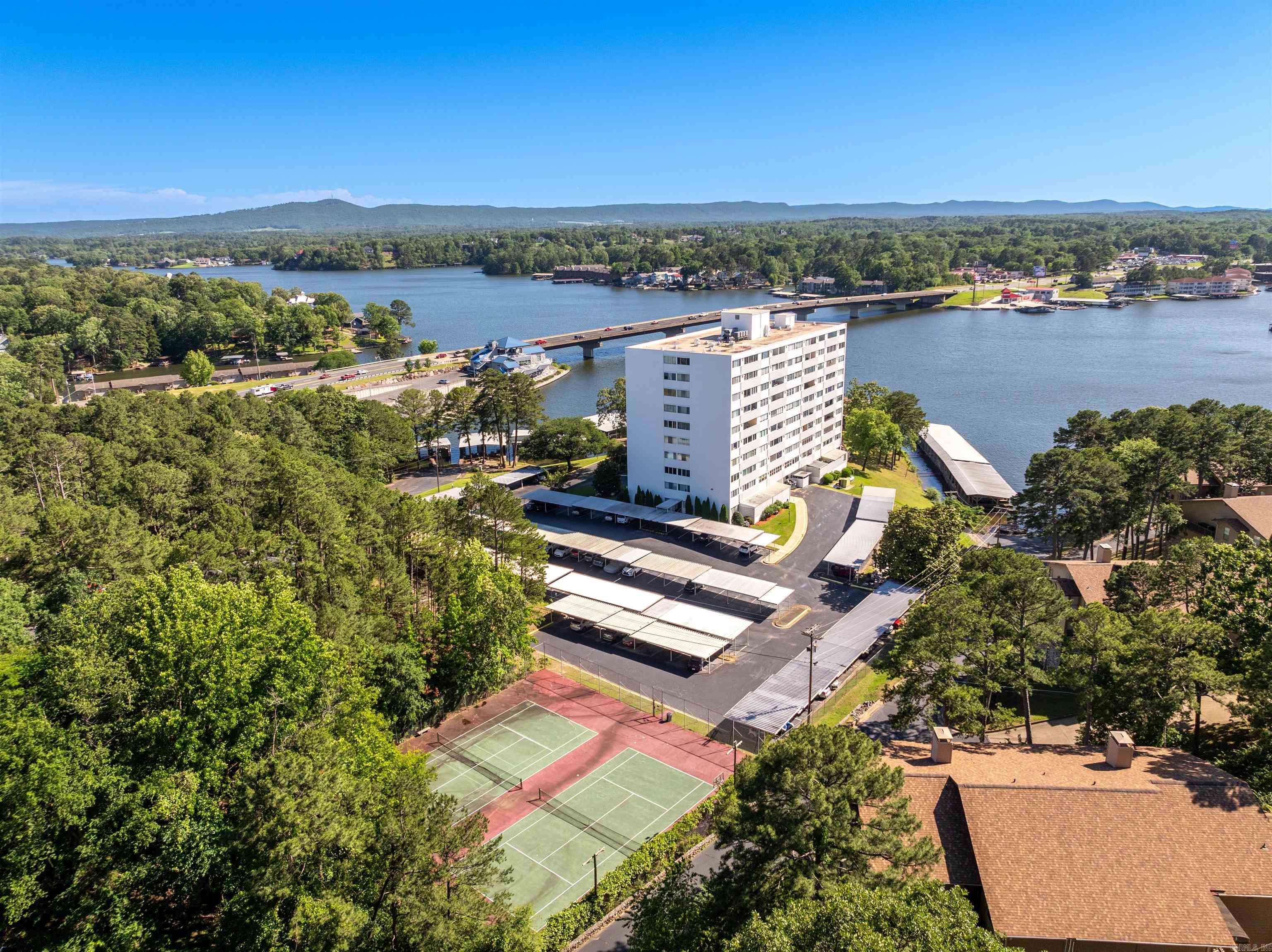 BEACON MANOR HPR - Residential