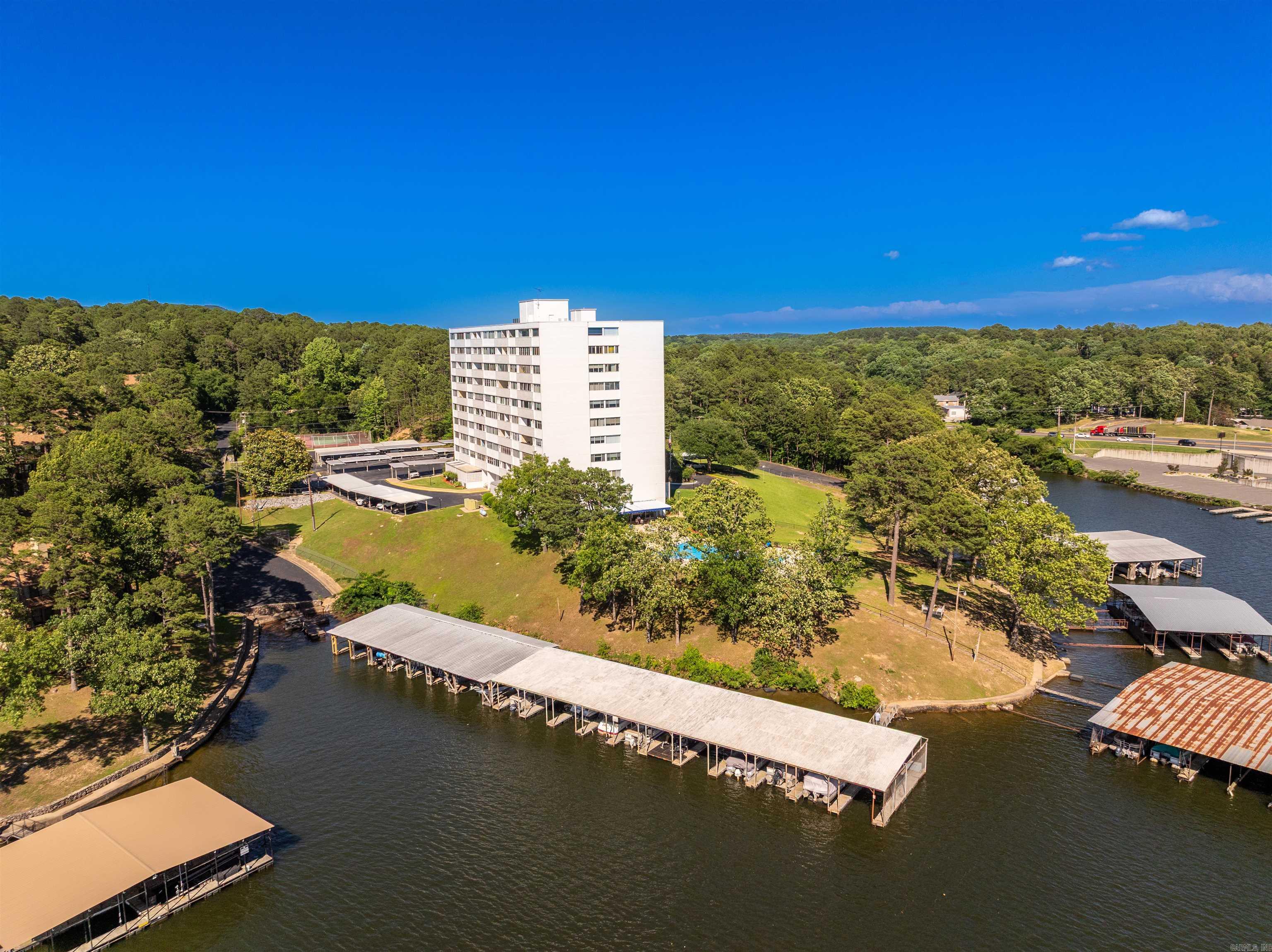 BEACON MANOR HPR - Residential