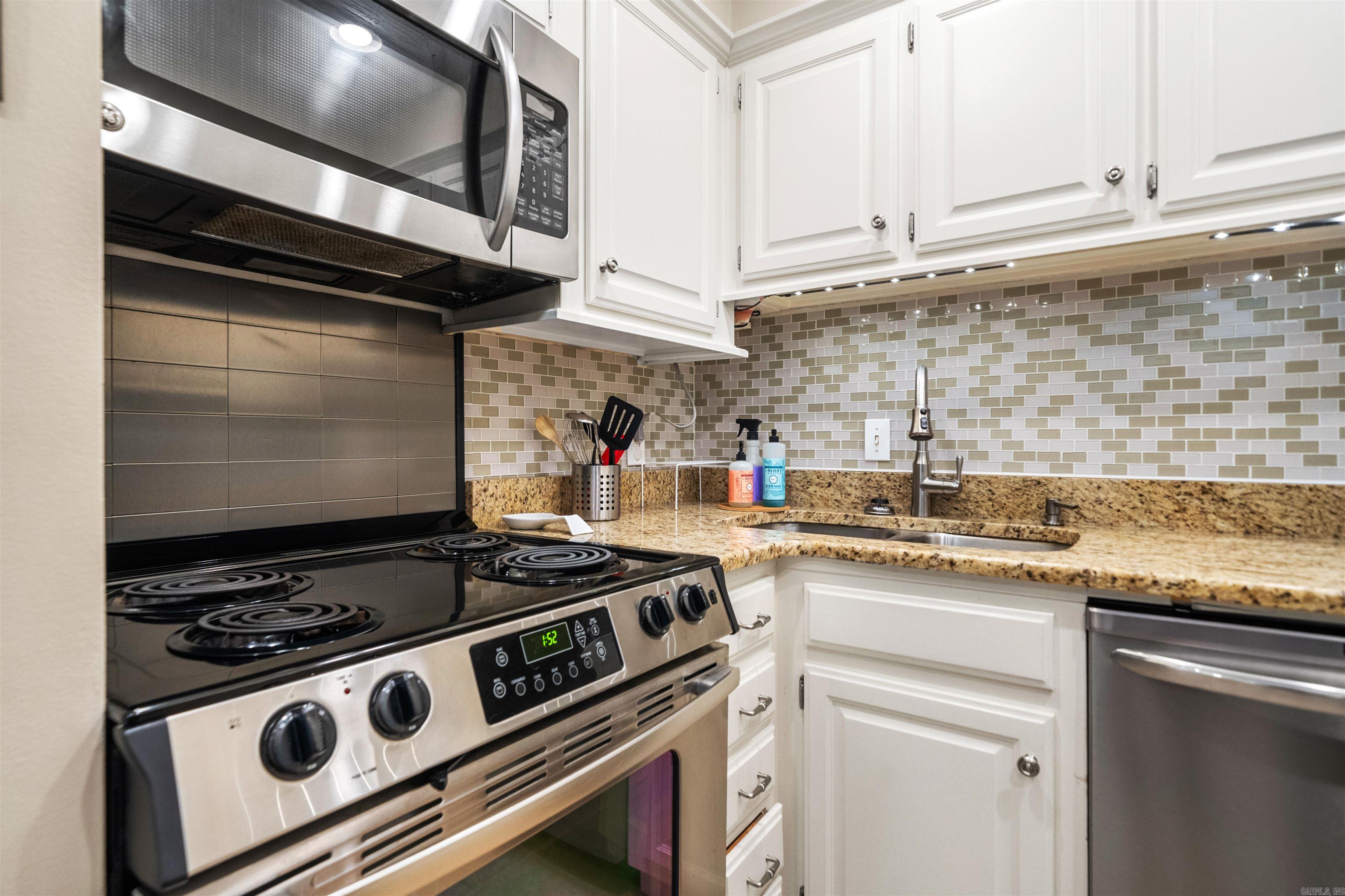 BEACON MANOR HPR - Residential