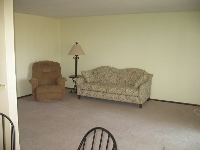 Chelsea Glade Condo - Residential Lease