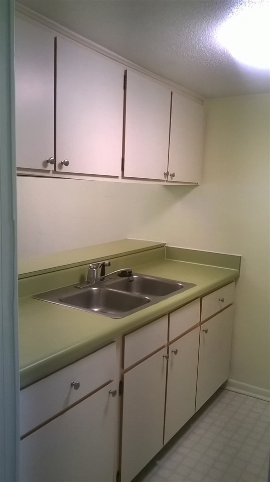 Chelsea Glade Condo - Residential Lease