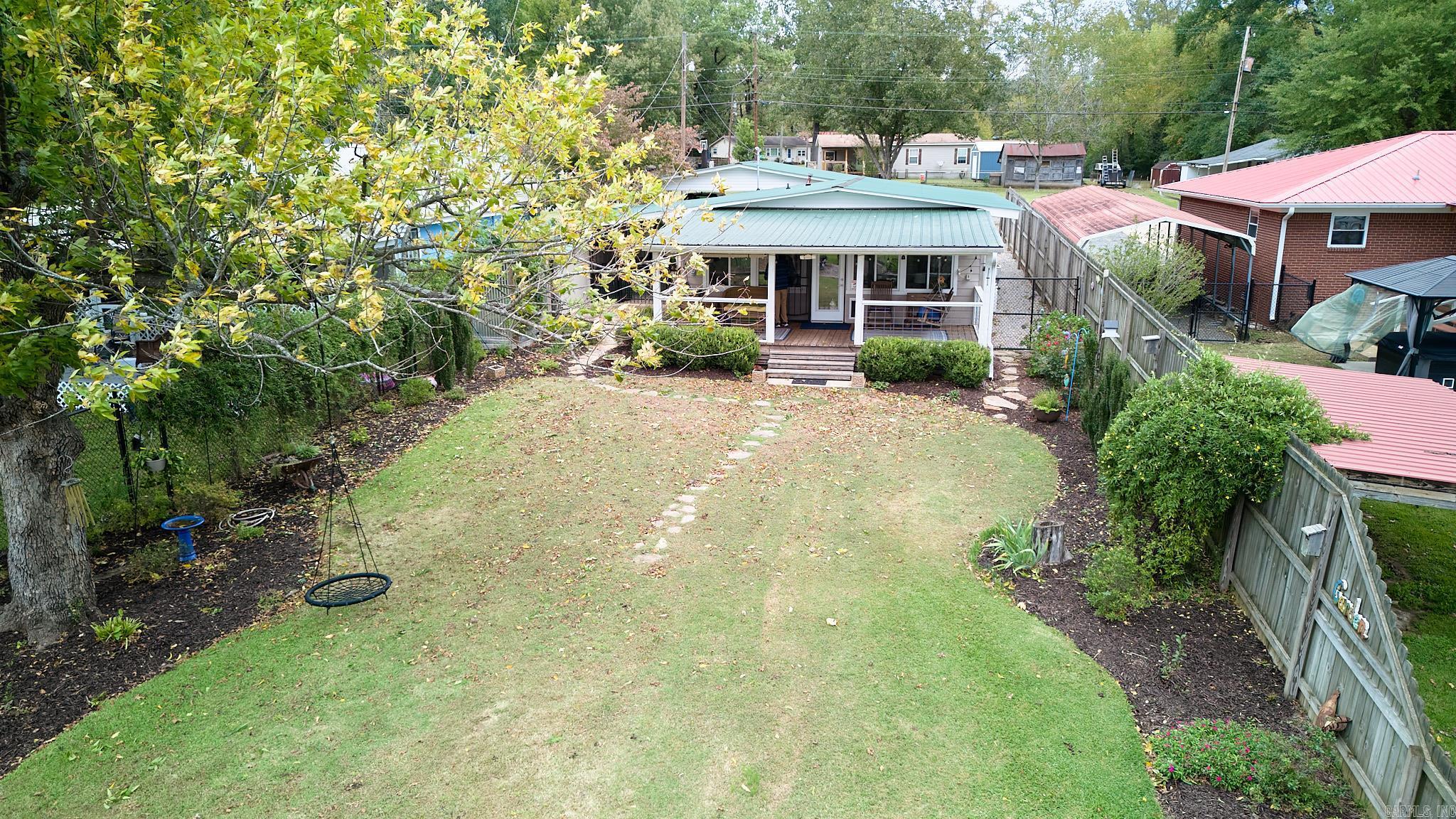 CATHERINE SHORES - Residential