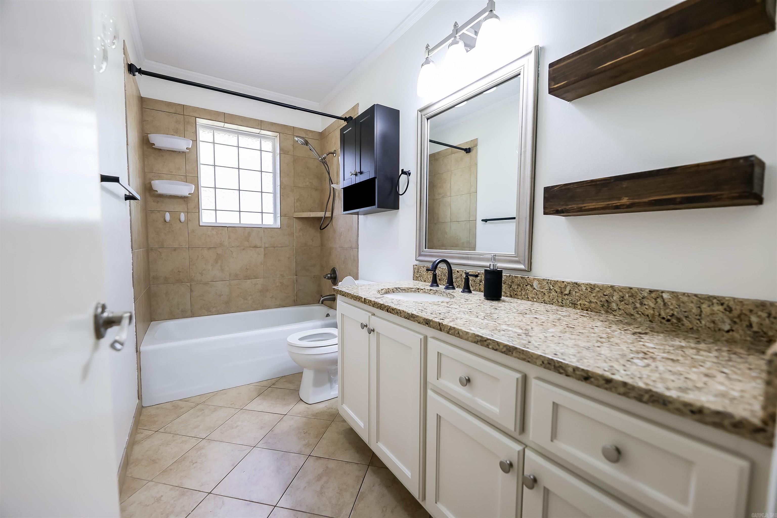 Raquet Club - Residential