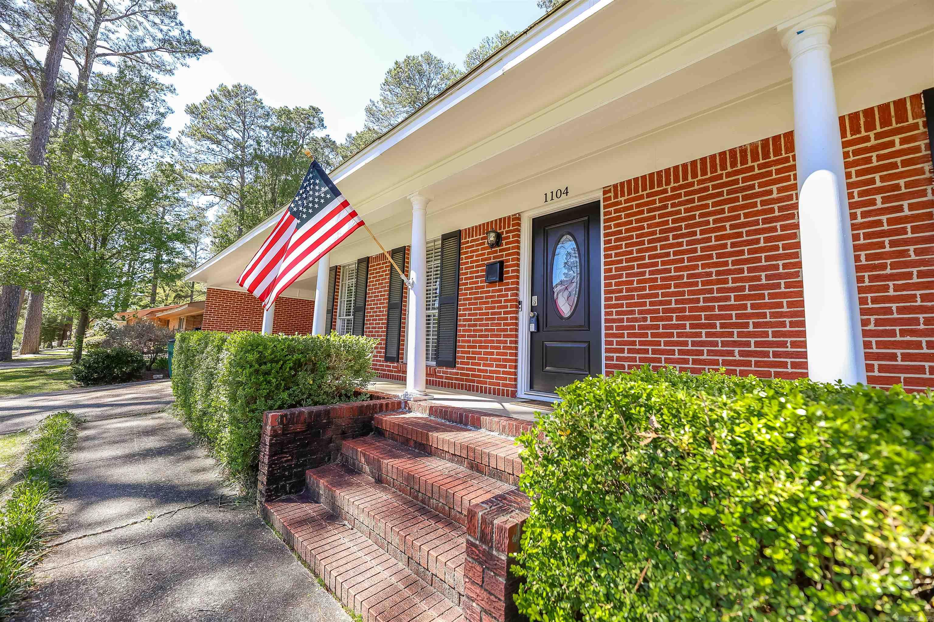 Raquet Club - Residential