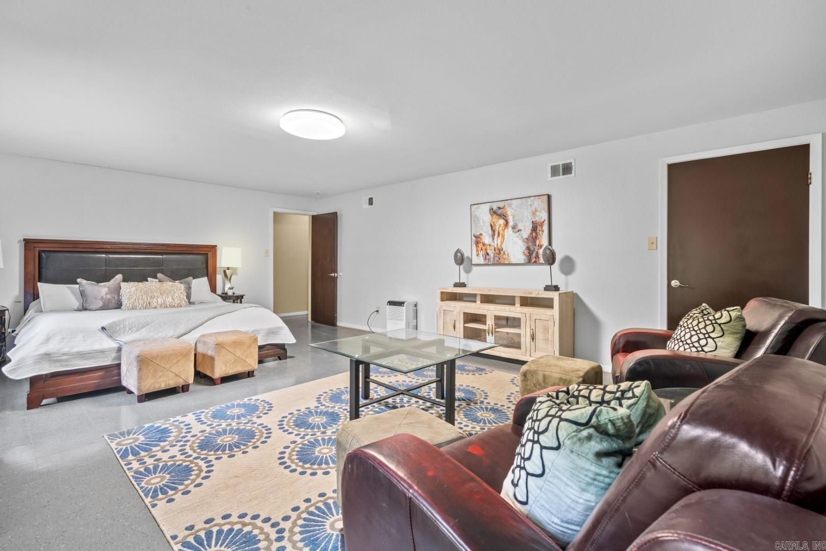 COCA BAY - IN - Residential