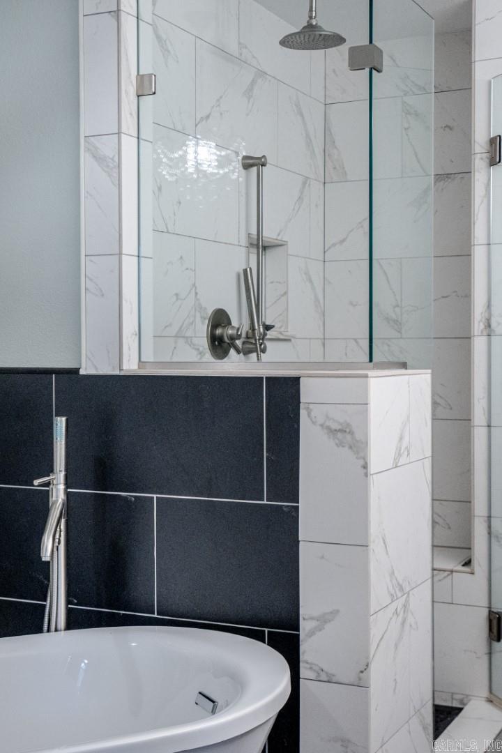 COCA BAY - IN - Residential