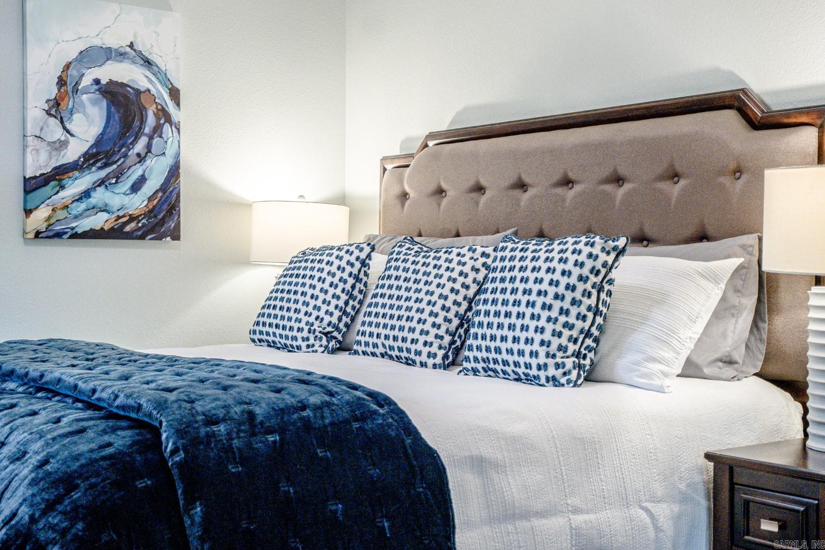 COCA BAY - IN - Residential