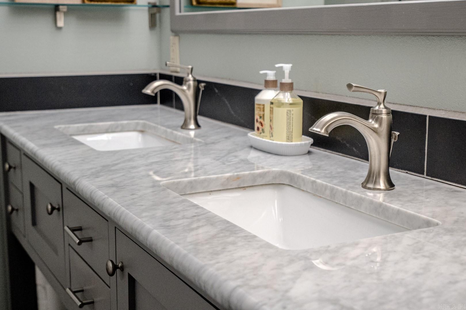 COCA BAY - IN - Residential