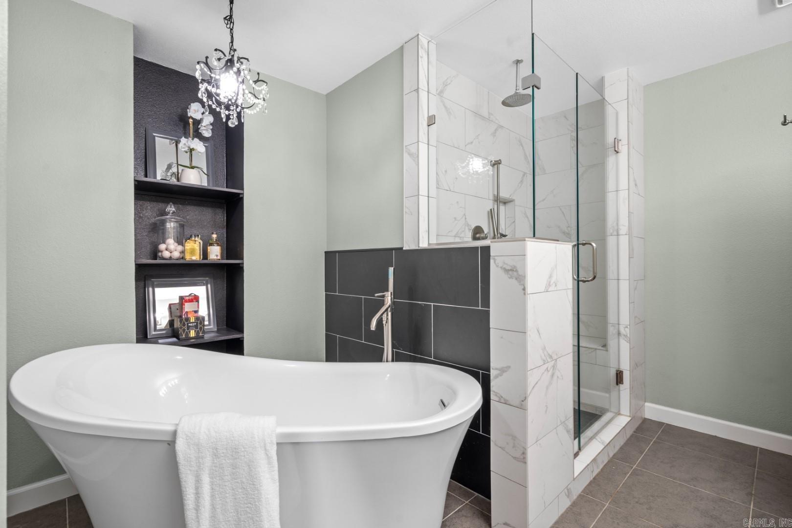 COCA BAY - IN - Residential