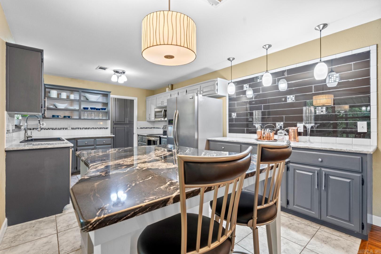 COCA BAY - IN - Residential