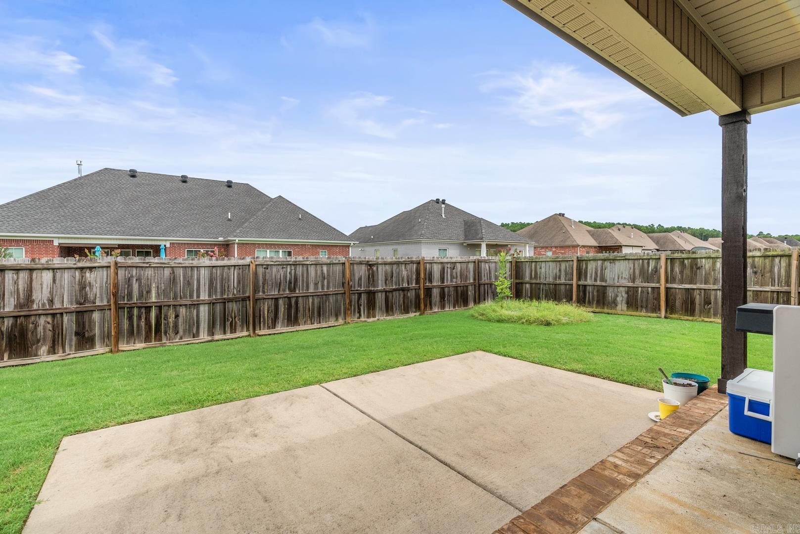 SALEM WOODS - Residential