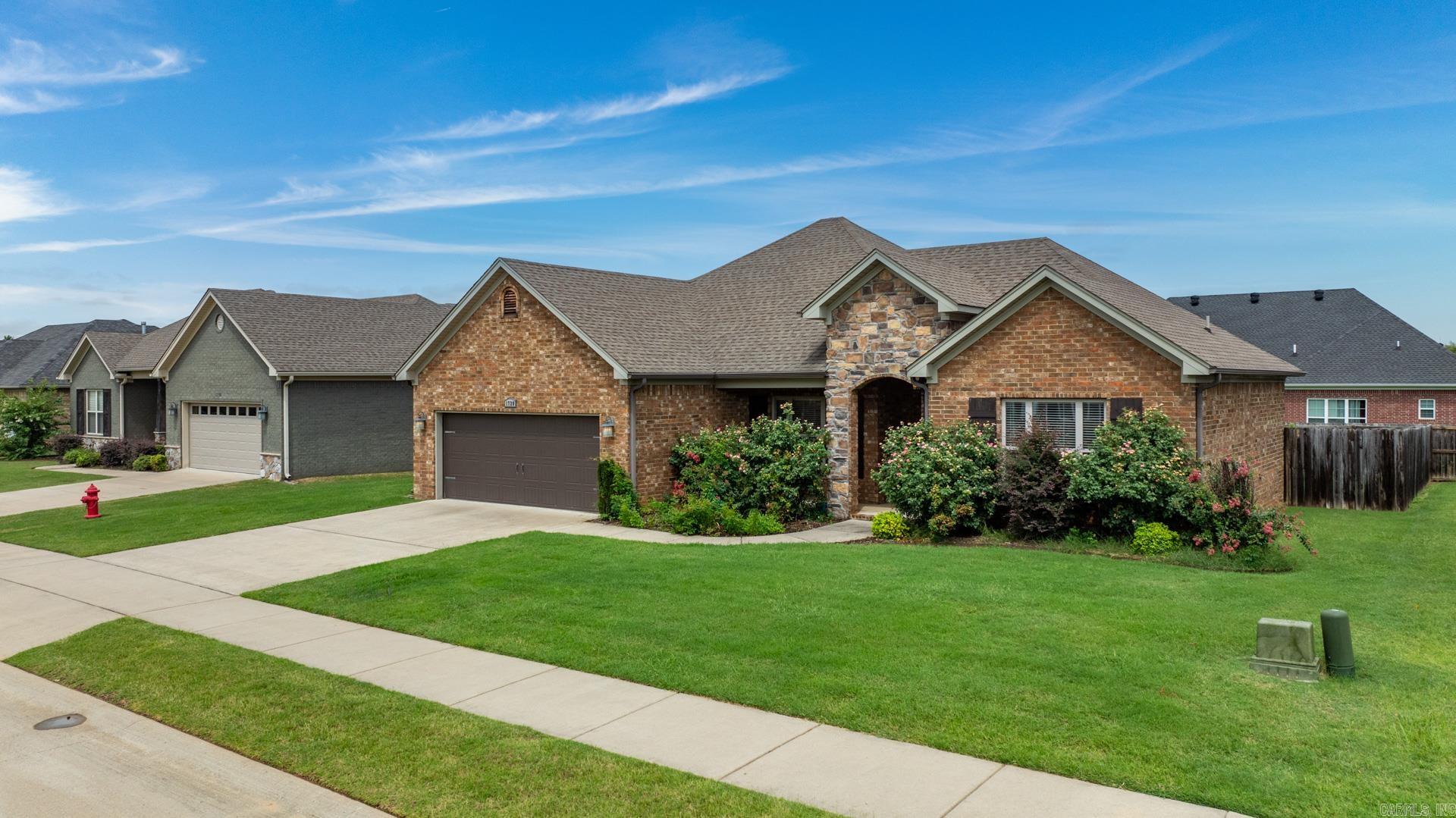 SALEM WOODS - Residential