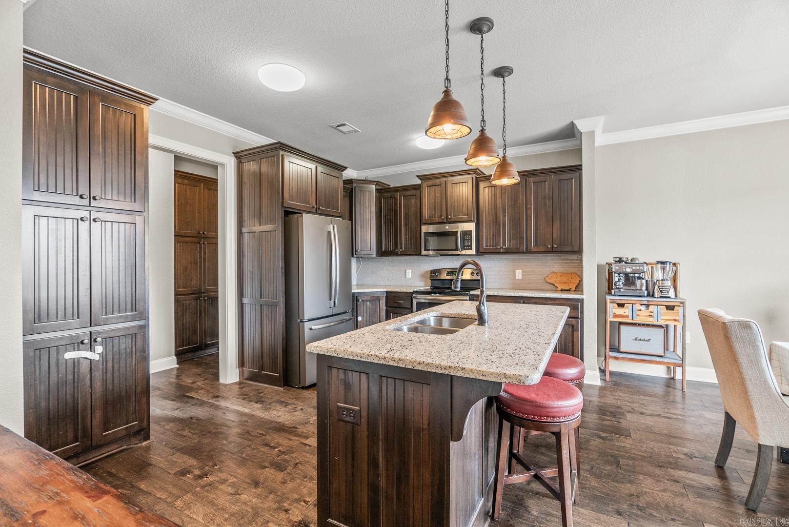 SALEM WOODS - Residential