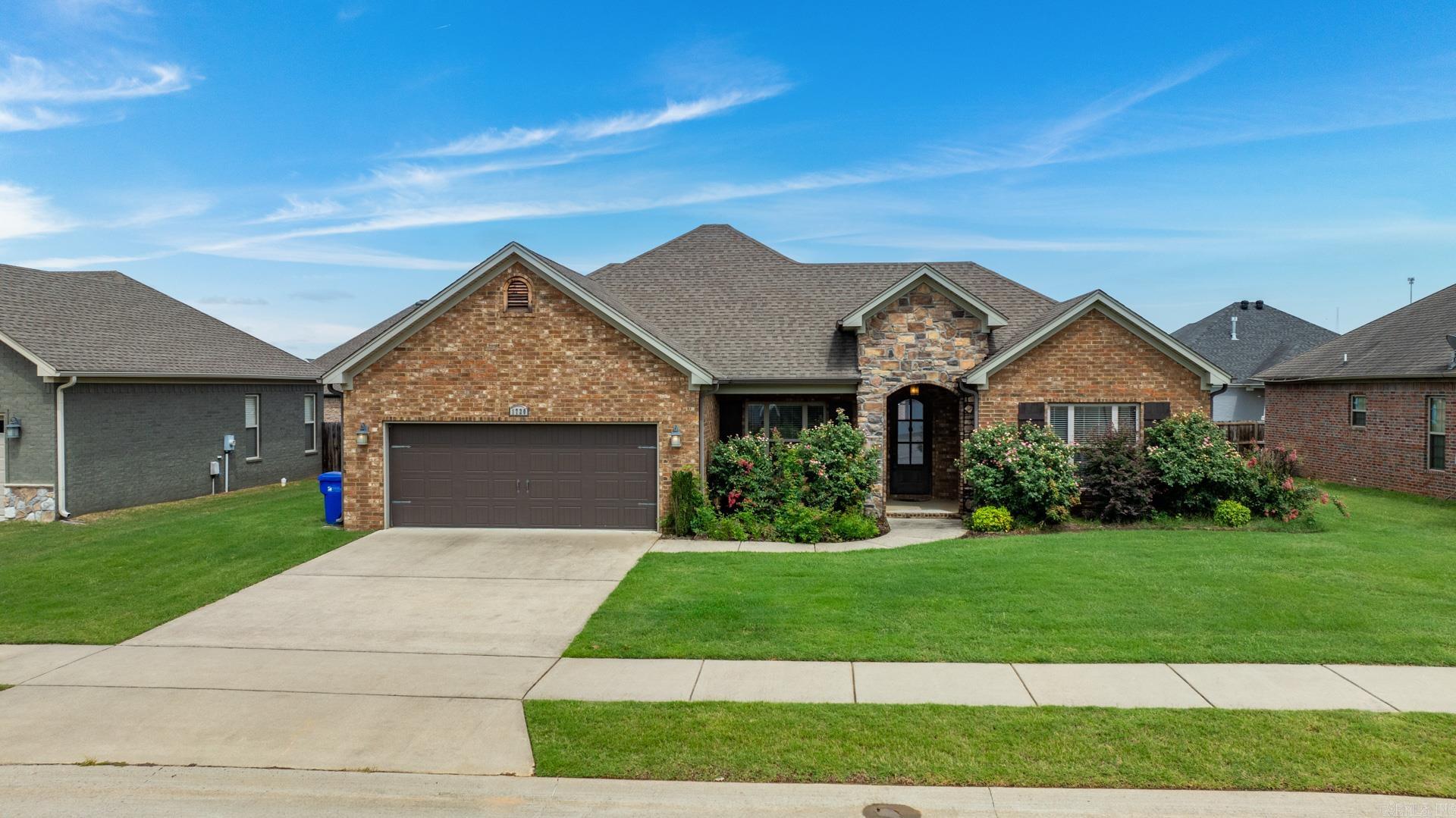 SALEM WOODS - Residential