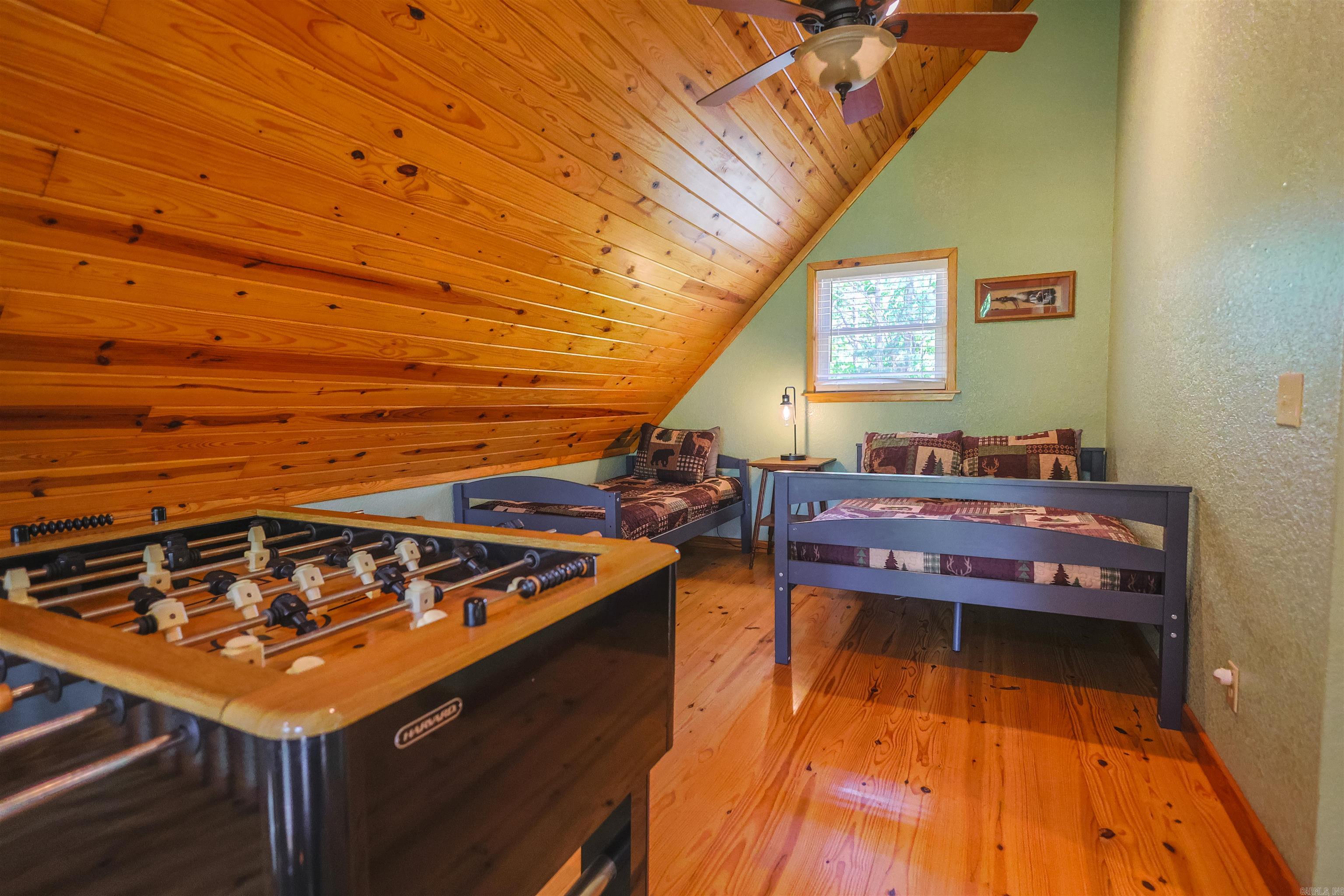 WOODLAND SPRINGS - Residential