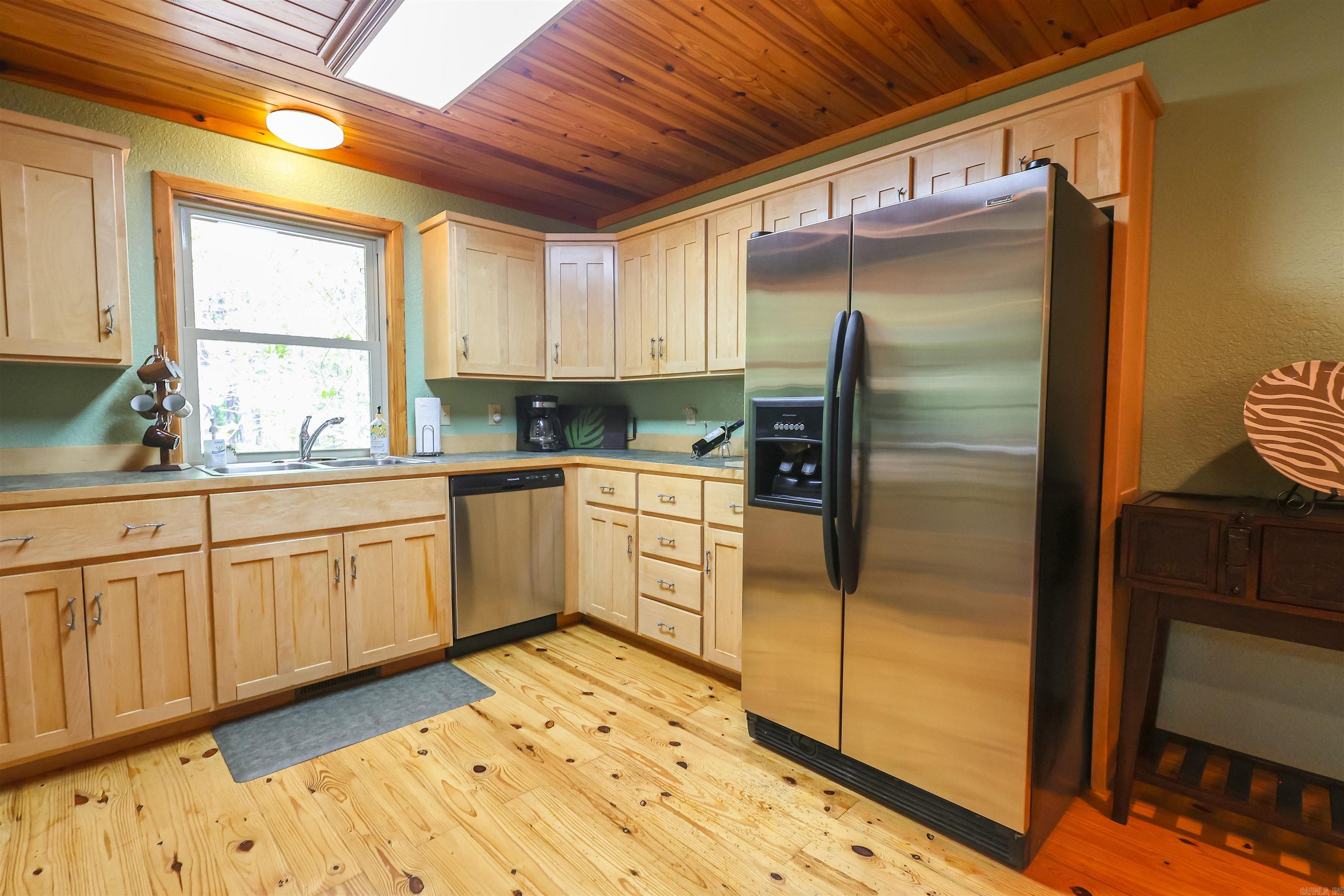 WOODLAND SPRINGS - Residential