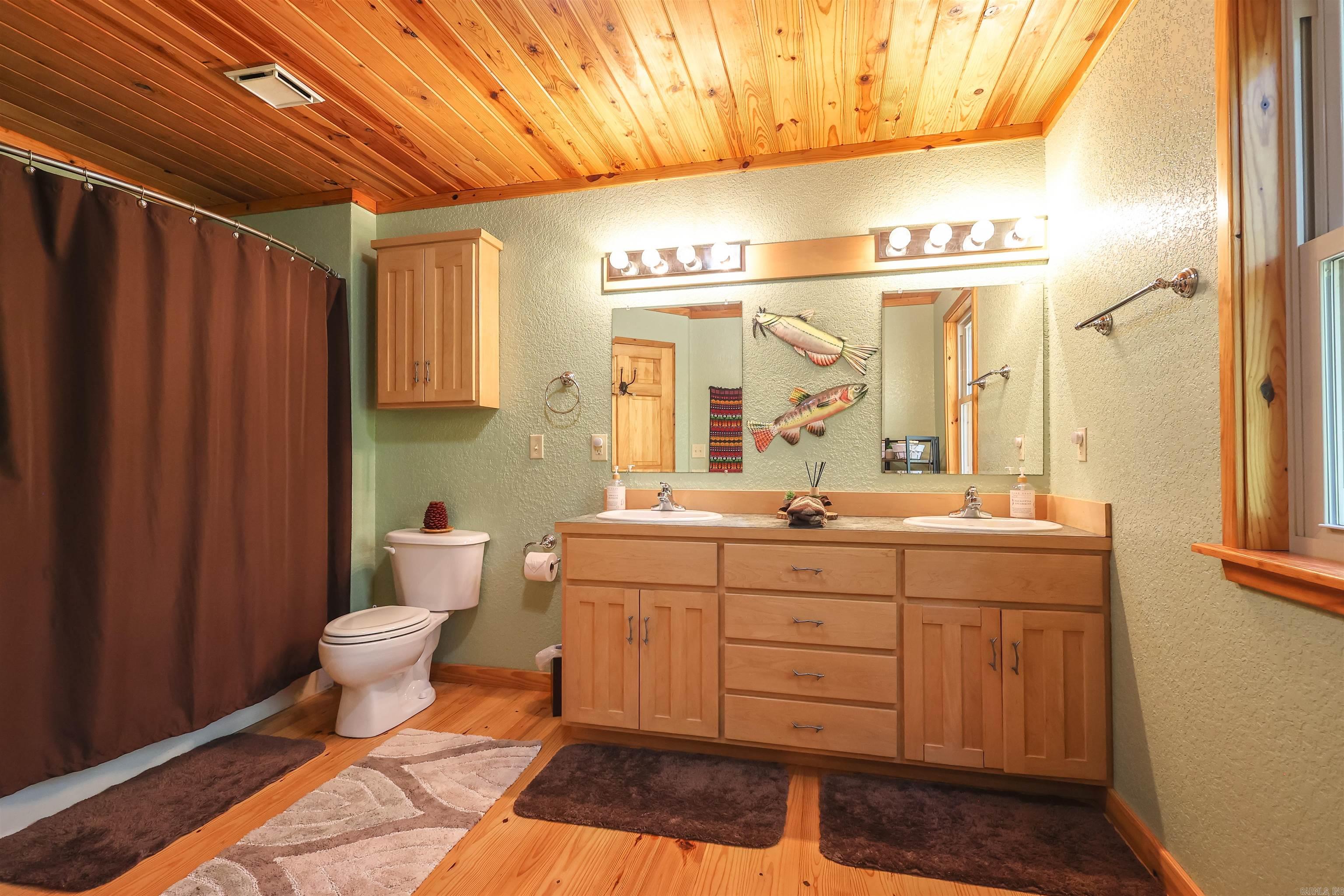 WOODLAND SPRINGS - Residential