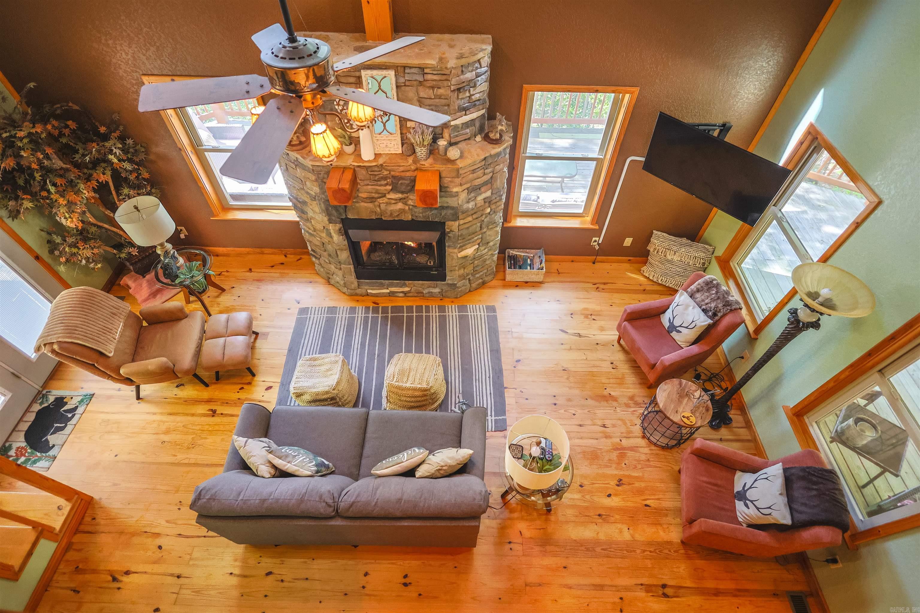 WOODLAND SPRINGS - Residential