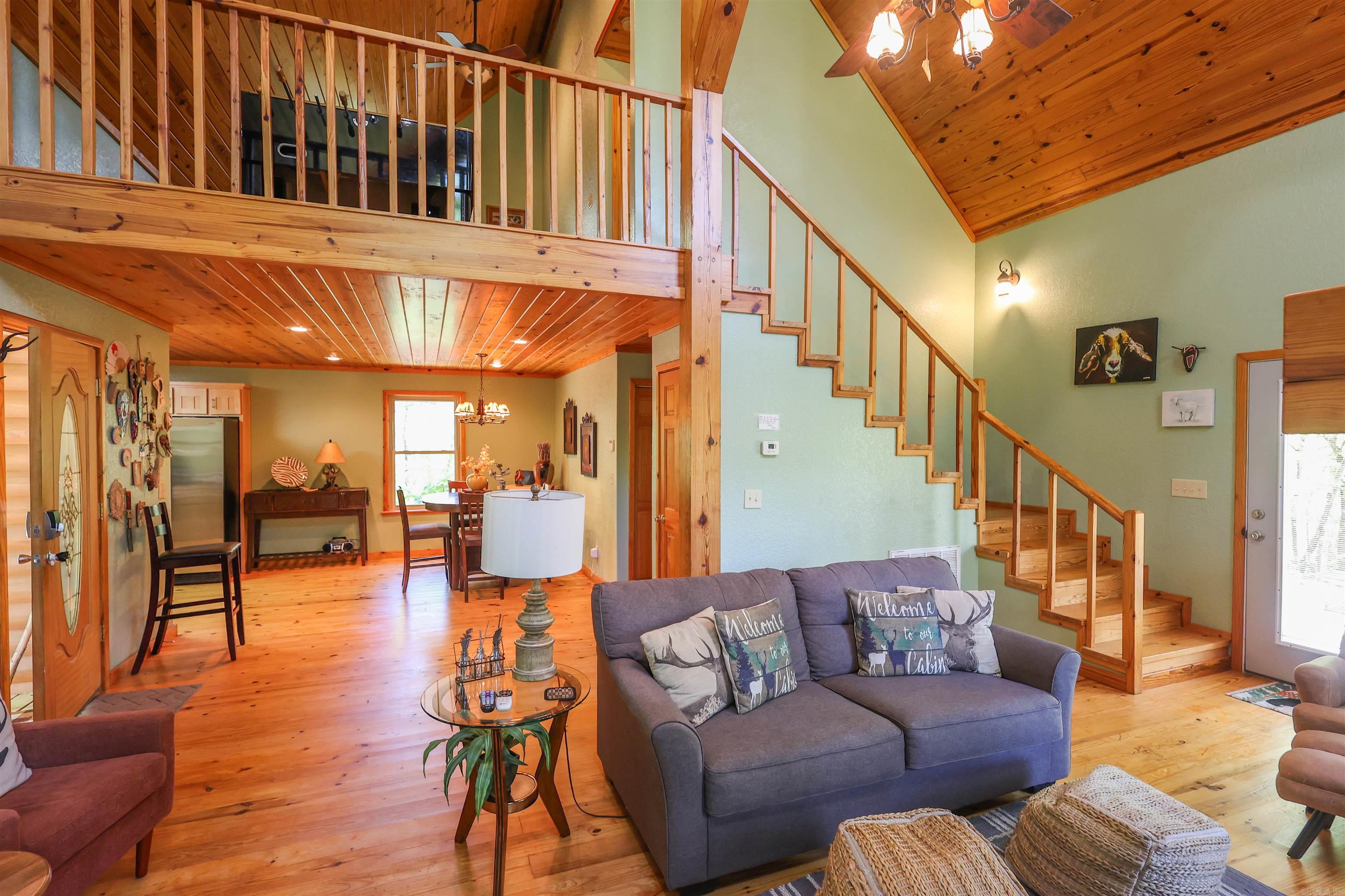 WOODLAND SPRINGS - Residential