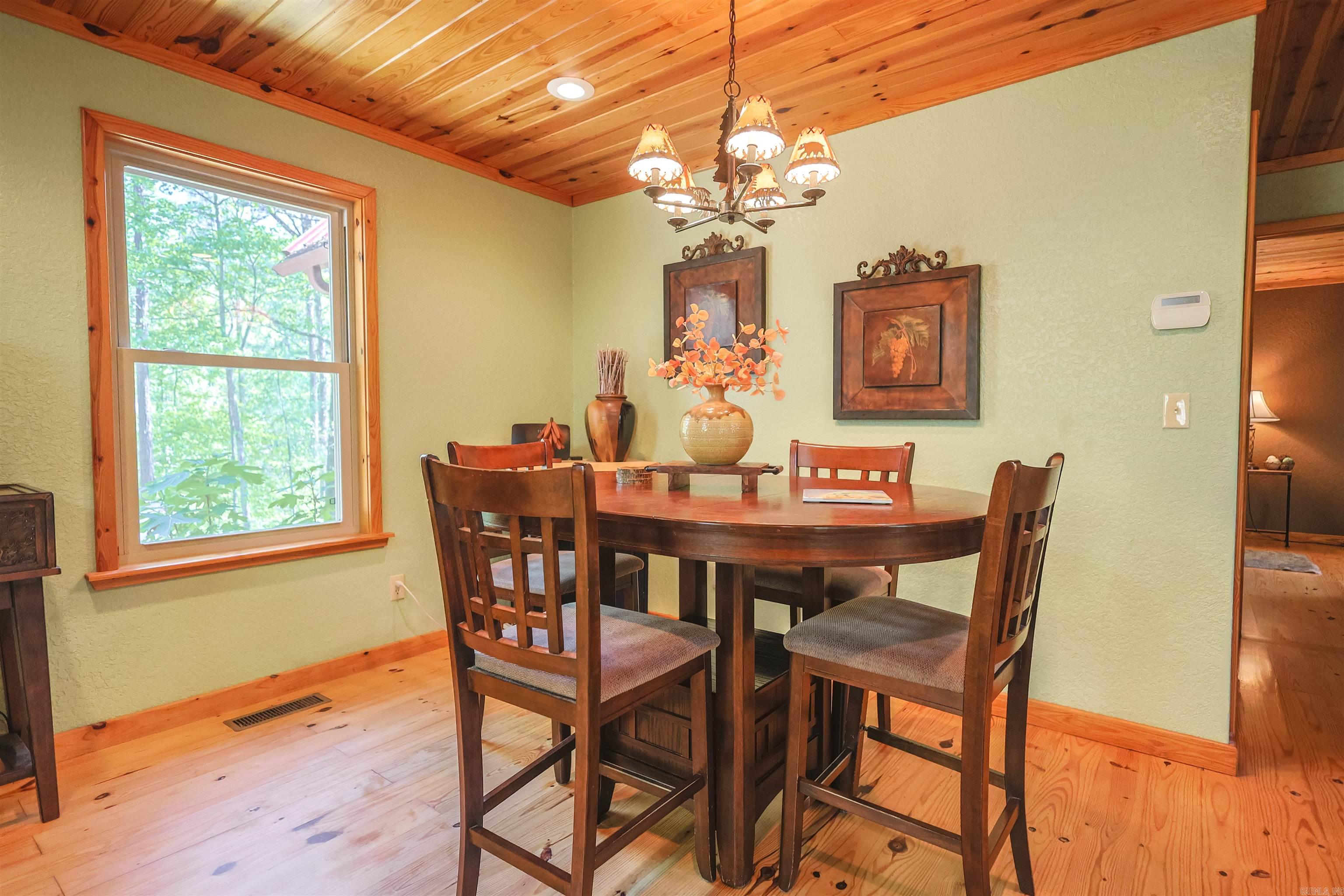 WOODLAND SPRINGS - Residential