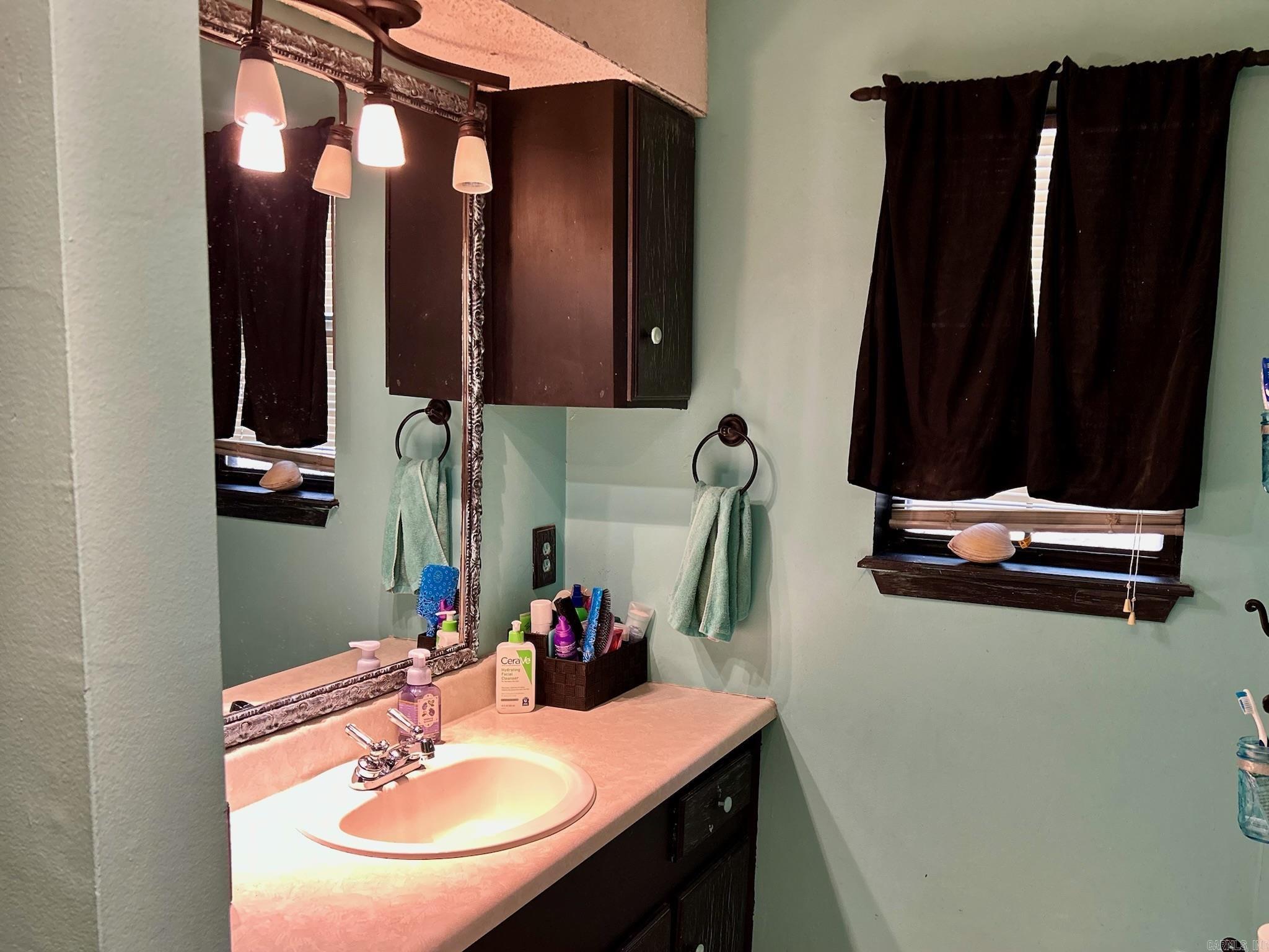 BLACK OAK - Residential