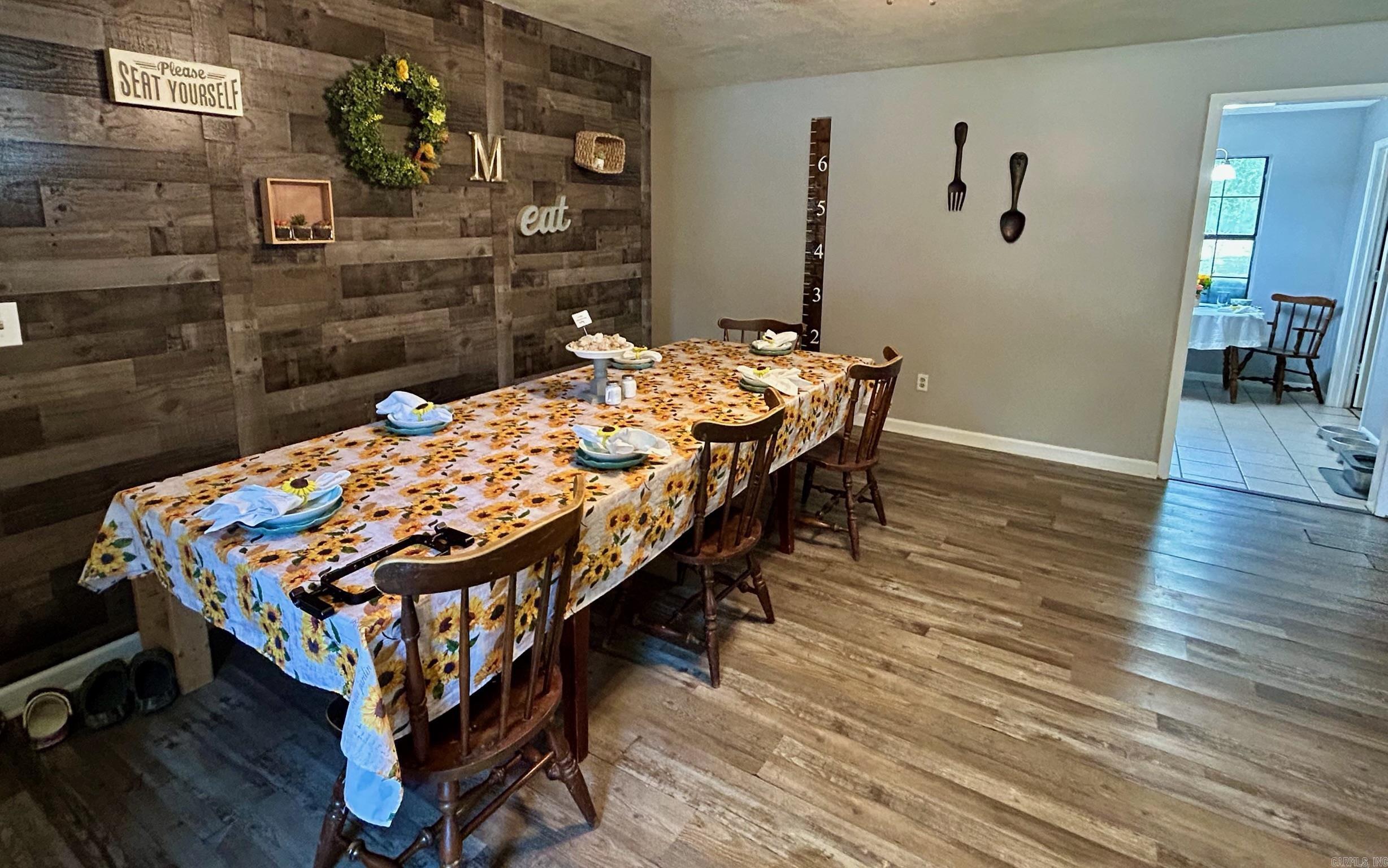 BLACK OAK - Residential