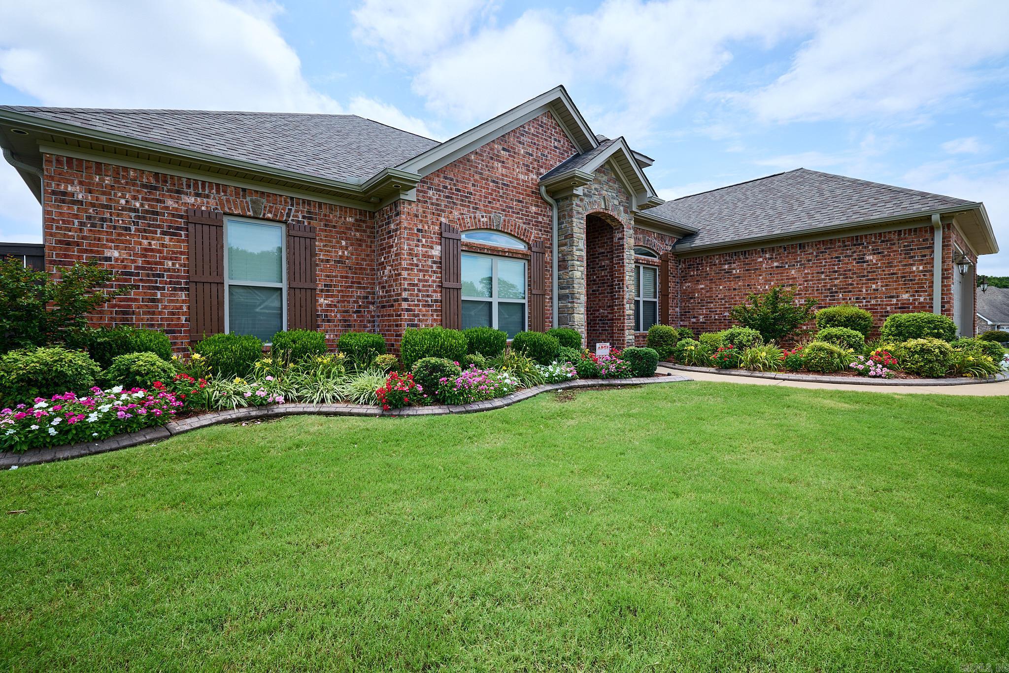 HURRICANE MEADOWS - Residential