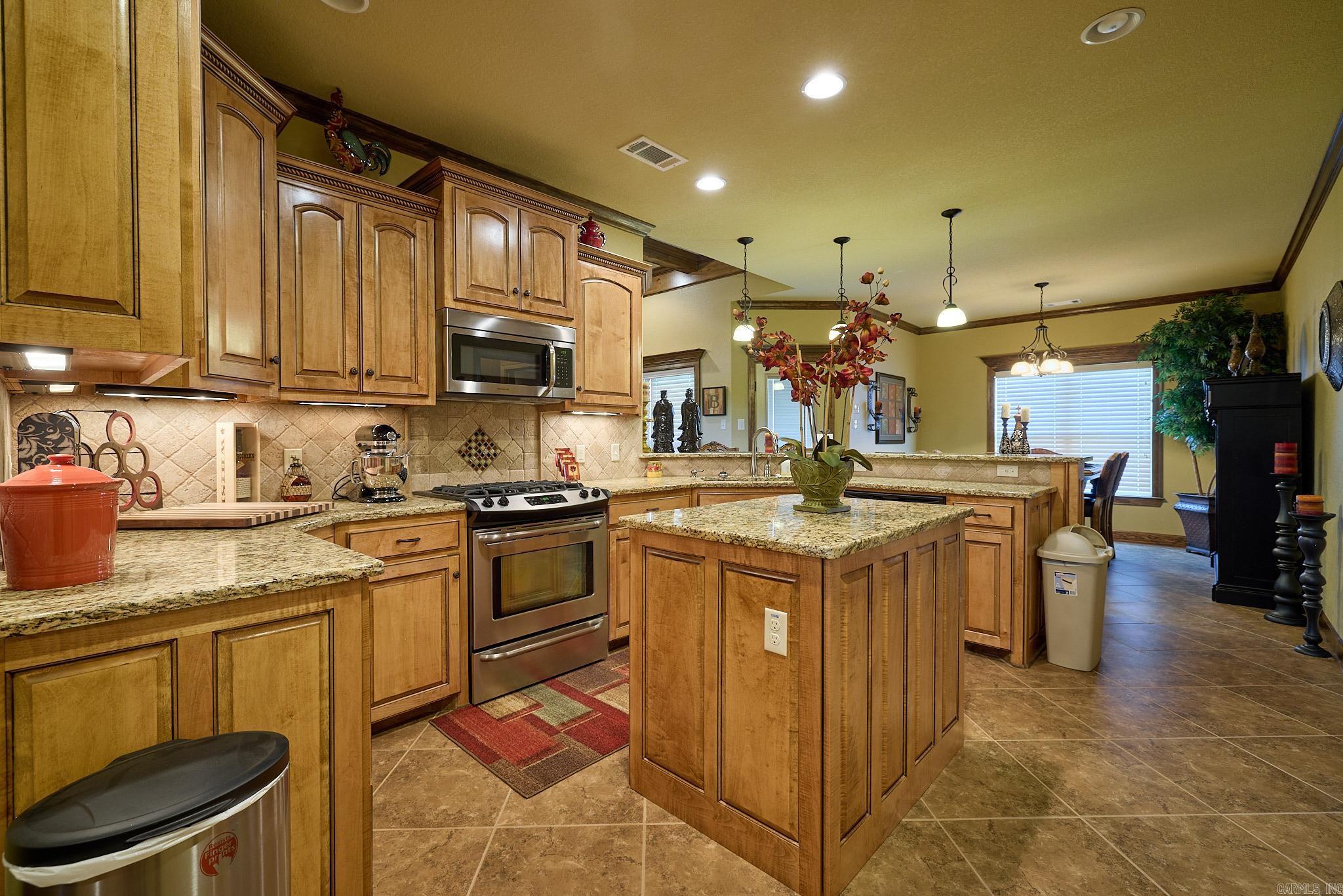 HURRICANE MEADOWS - Residential