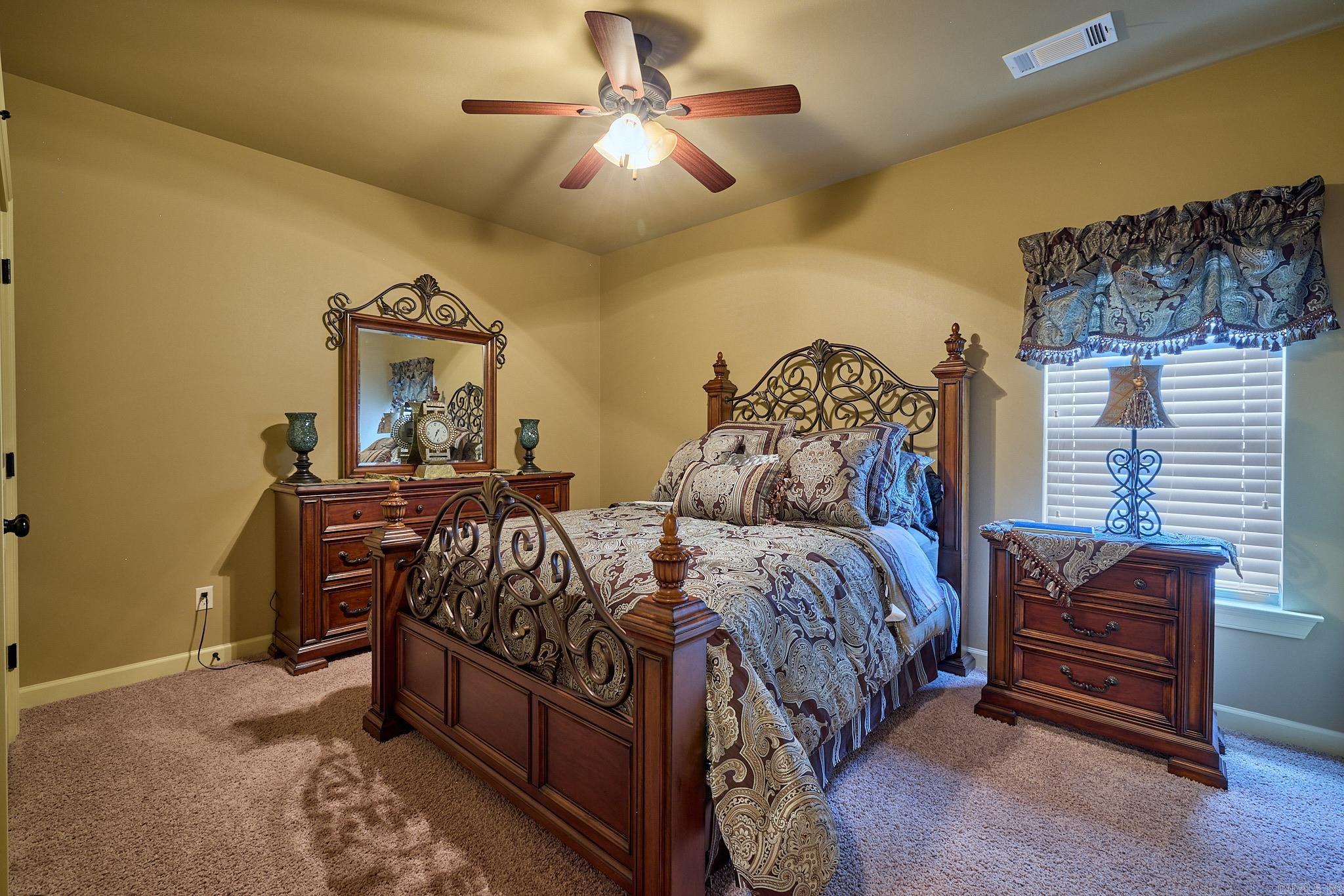 HURRICANE MEADOWS - Residential