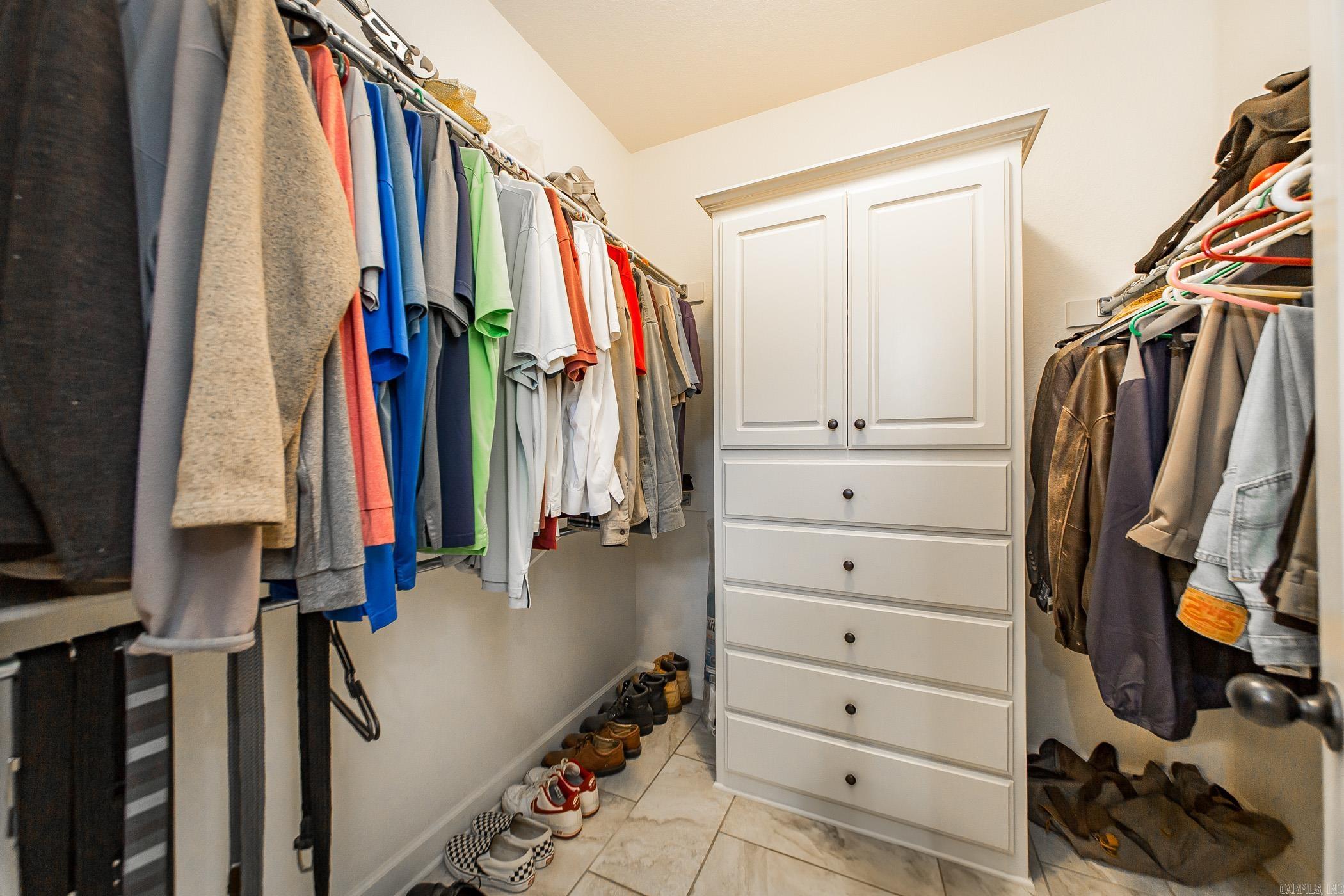 ORCHARD ESTATES - Residential