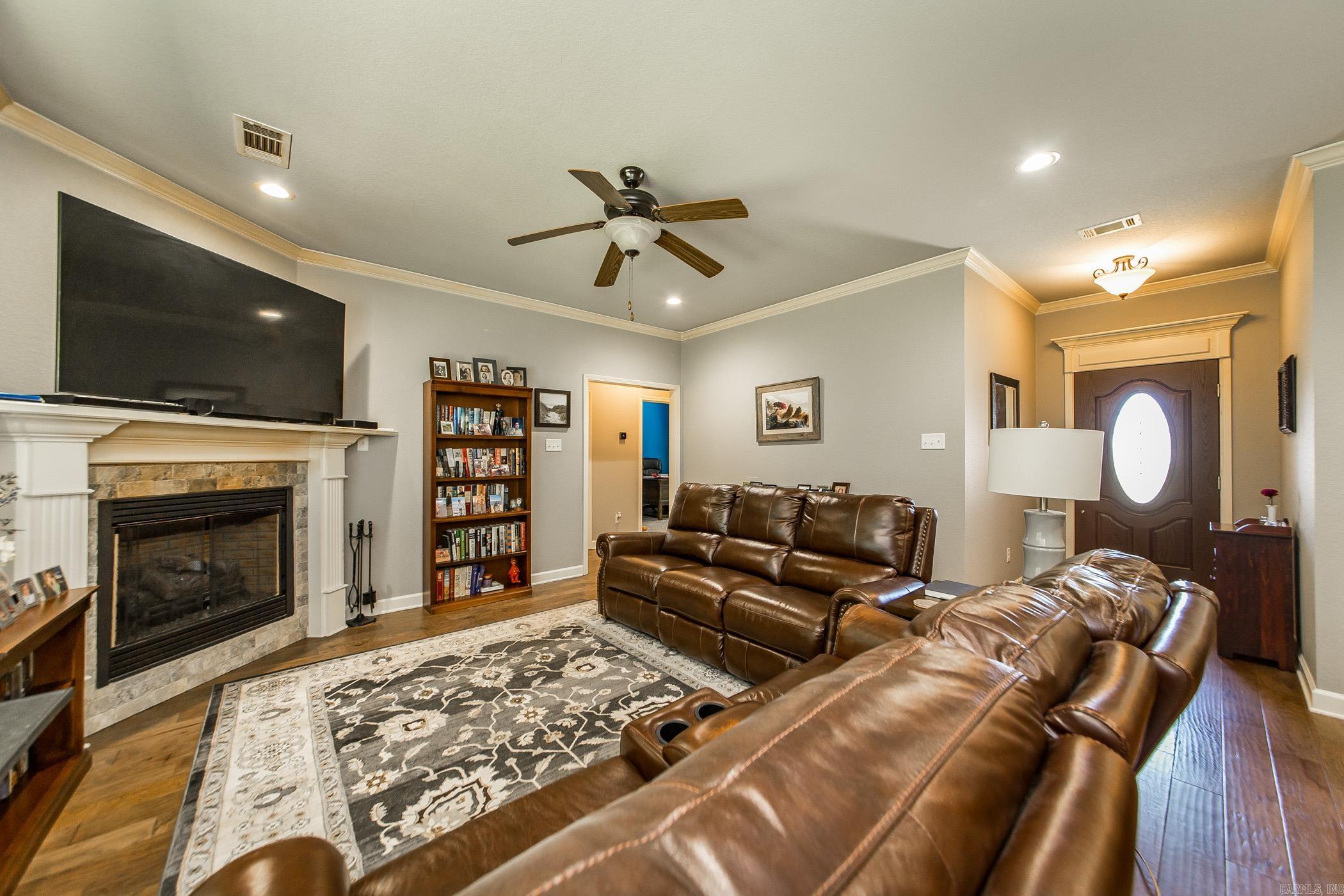 ORCHARD ESTATES - Residential