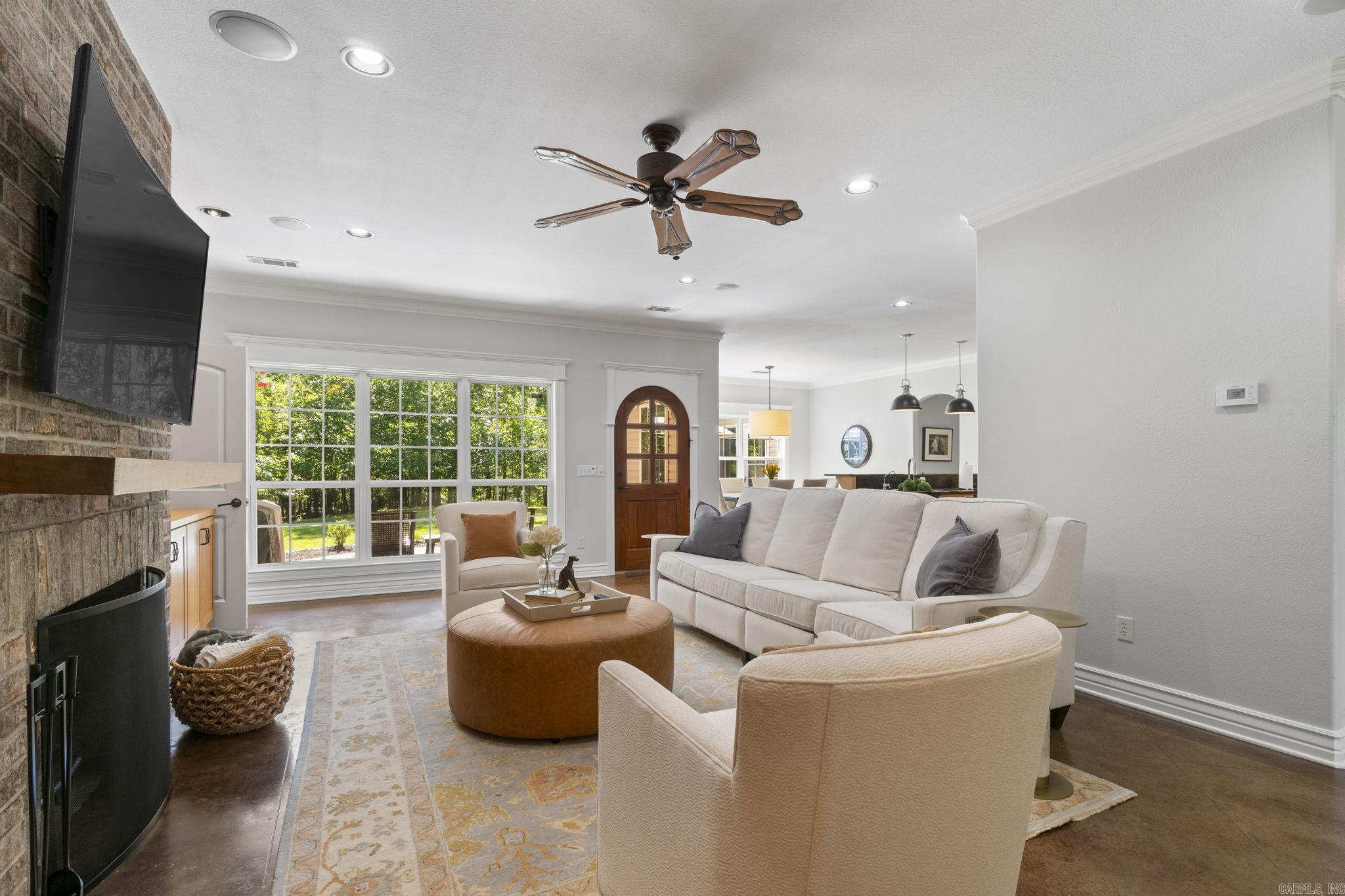 EAGLE RIDGE ESTATES - Residential