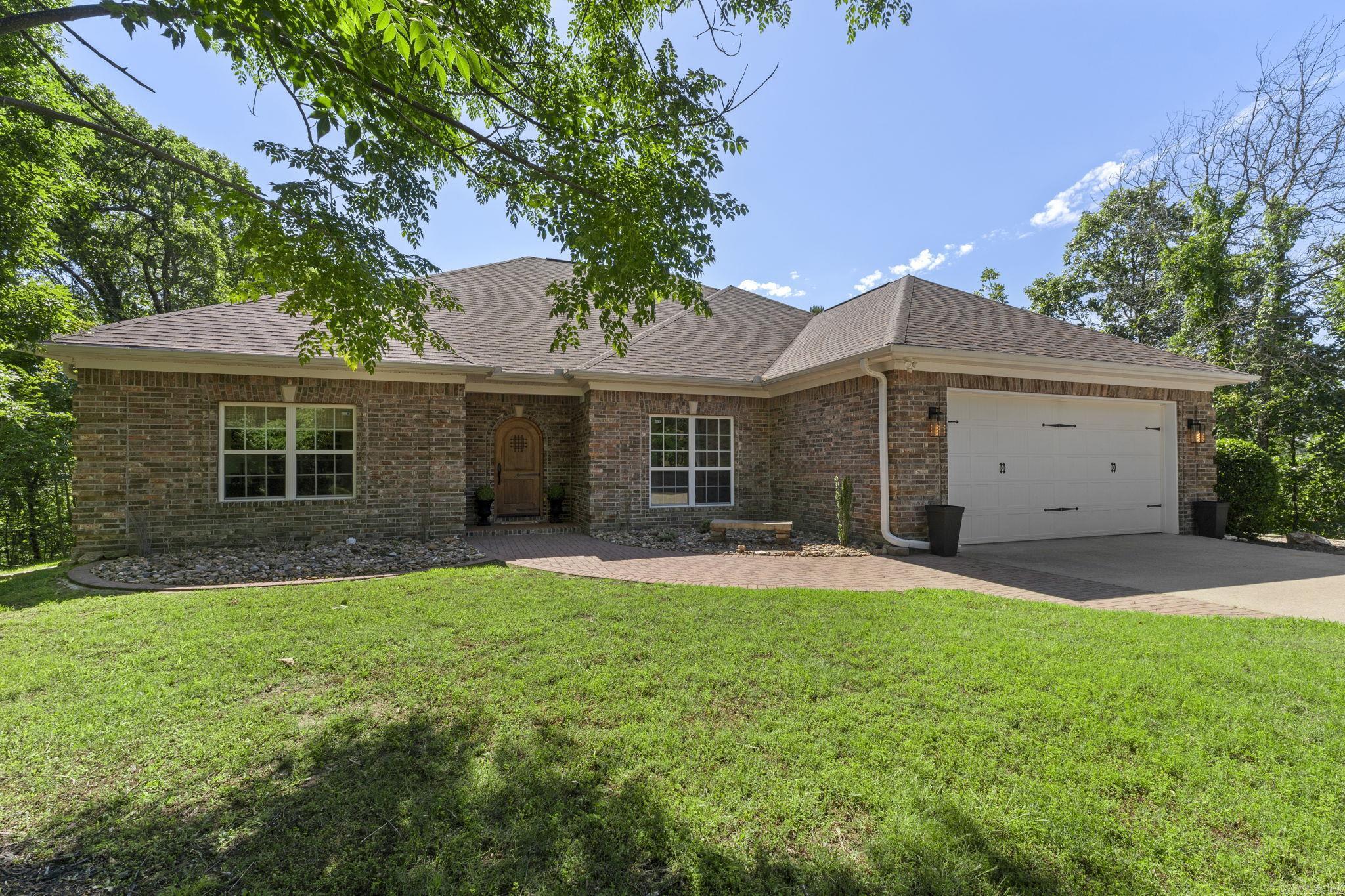 EAGLE RIDGE ESTATES - Residential