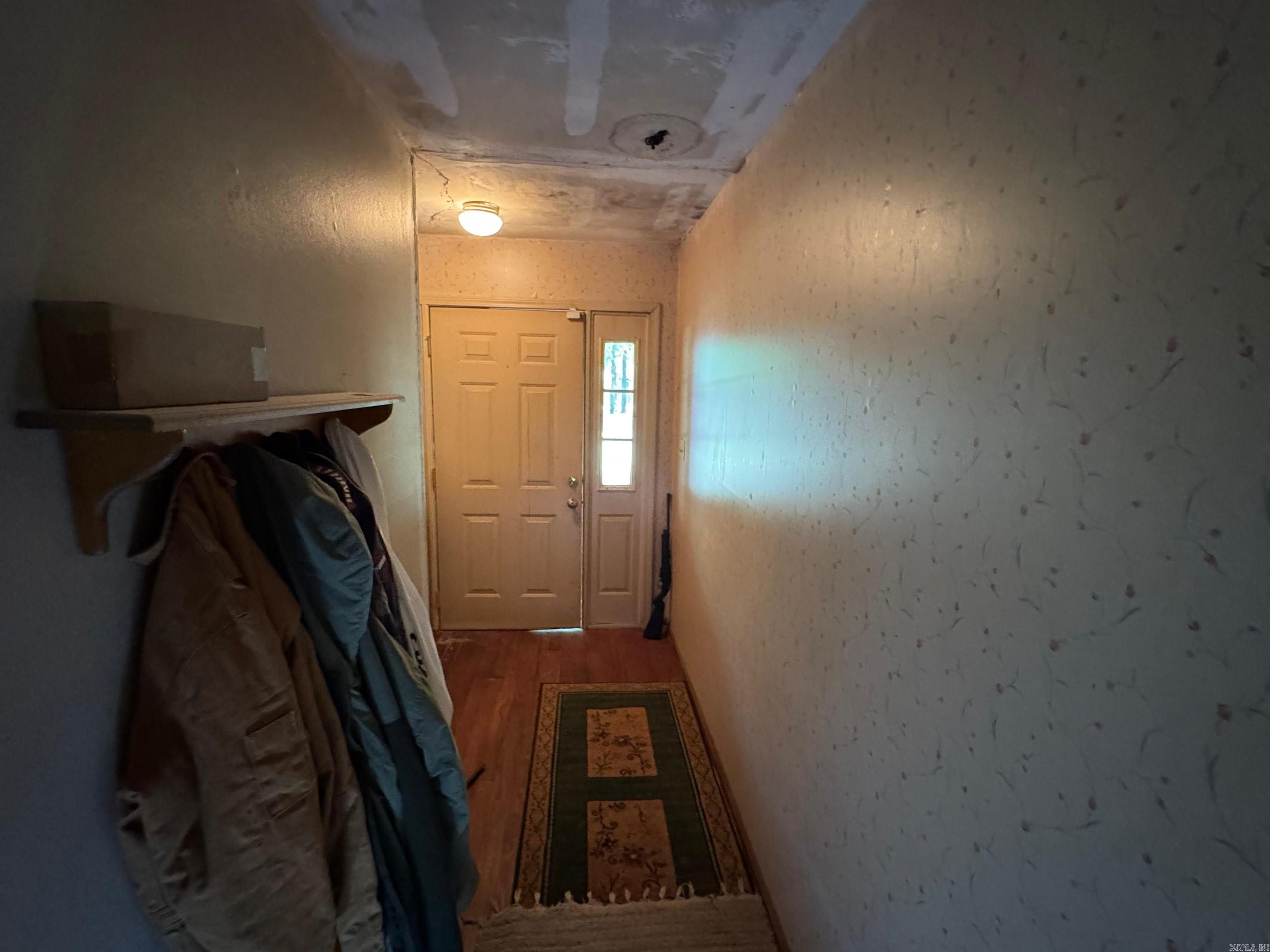 COUNTRY VILLAGE ESTATES - Residential