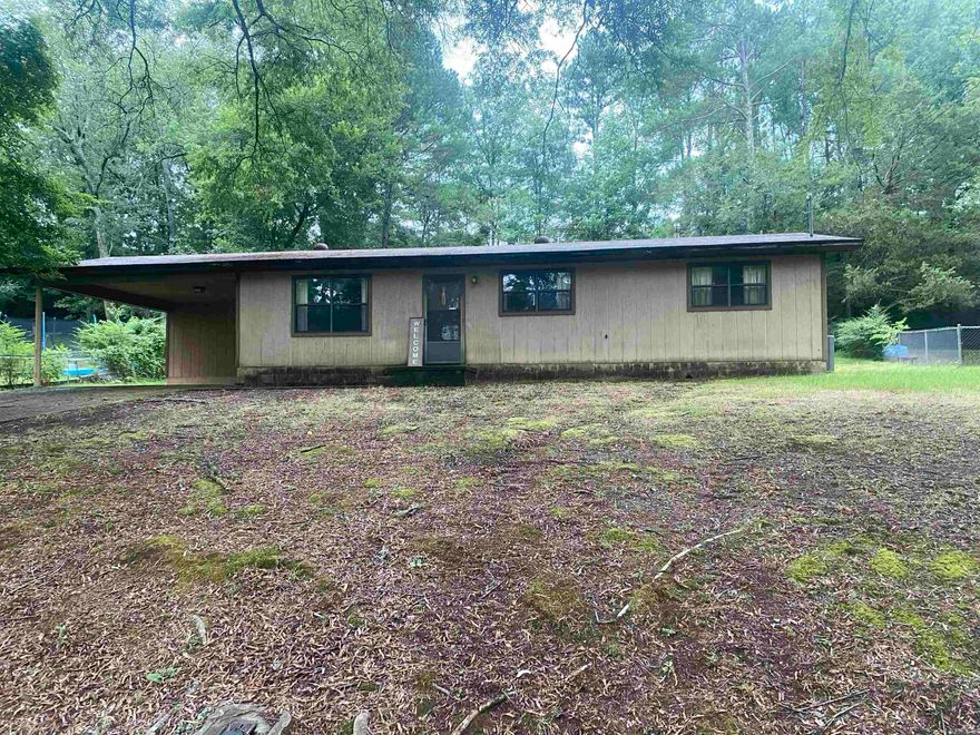 Investors take notice!! This is a great property that needs a little love. 3 nice sized bedrooms and 1.5 bathroom. Covered 2 car carport and a backyard patio to entertain on. Primary bedroom has walk in closet. Don't miss this great opportunity, schedule your showing today!