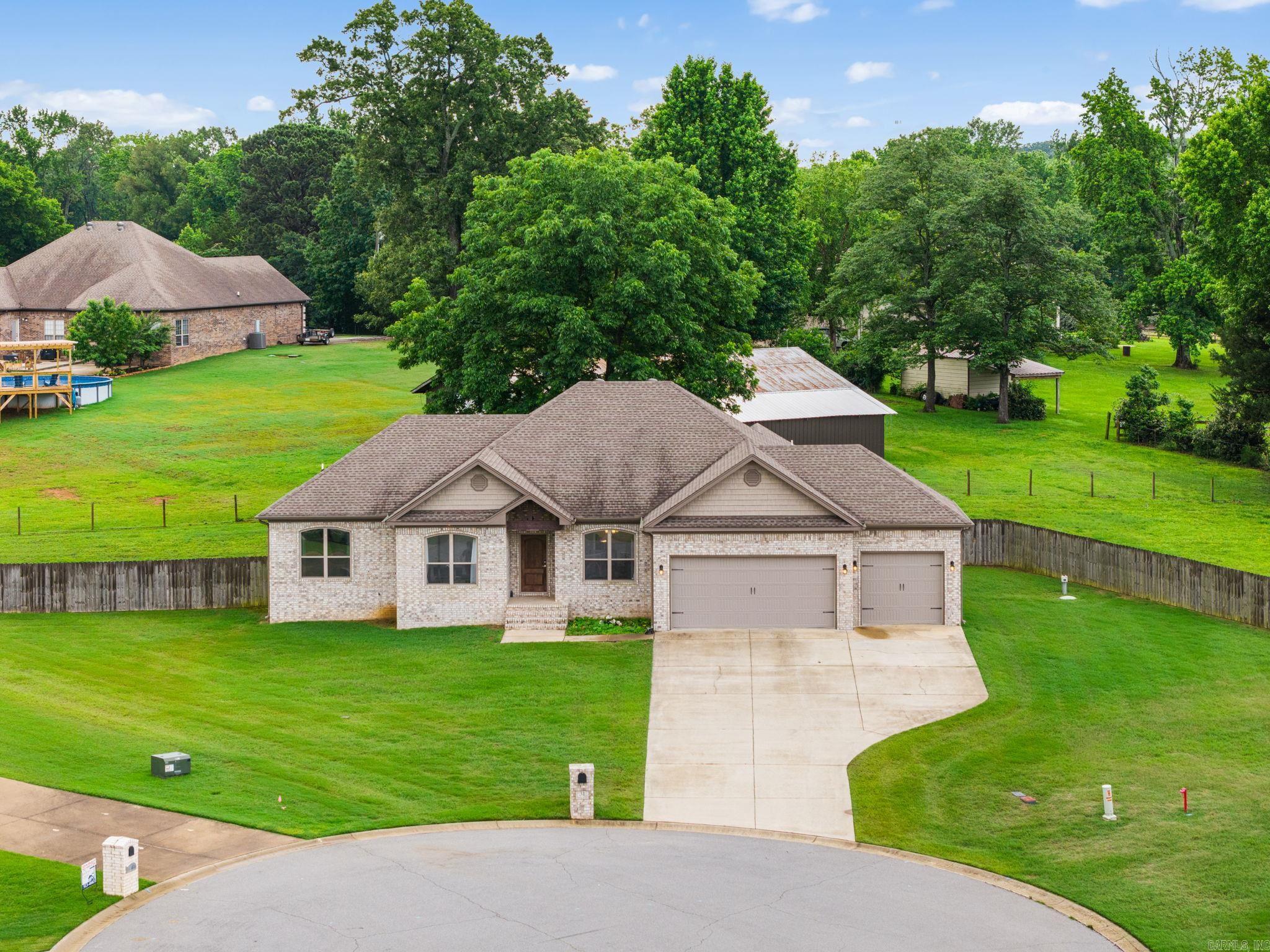 MOUNT TABOR ESTATES - Residential