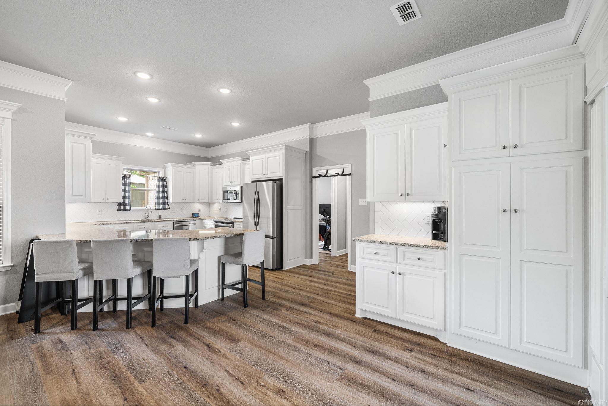 MOUNT TABOR ESTATES - Residential