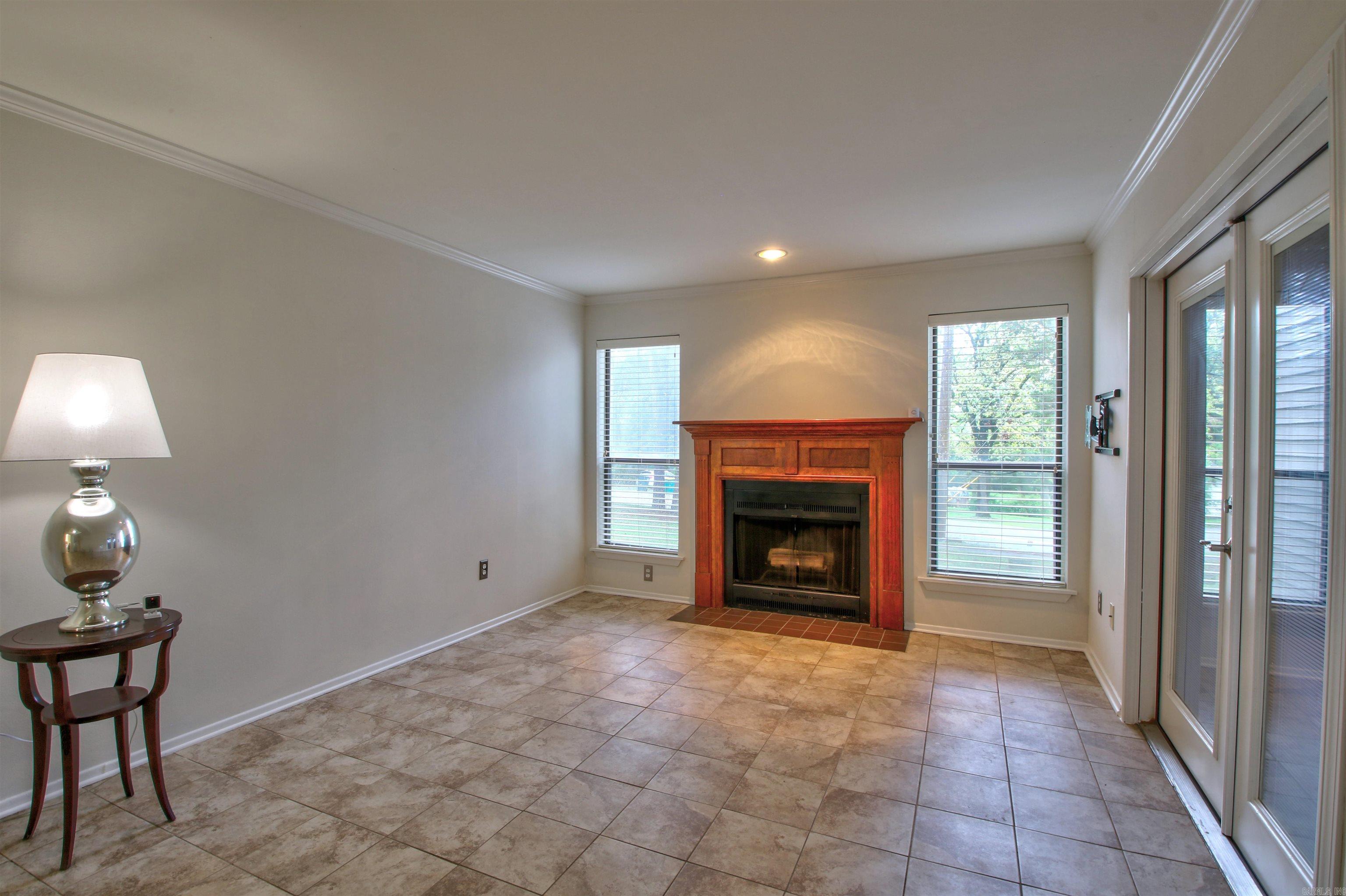 PLEASANTWOOD CONDOS - Residential