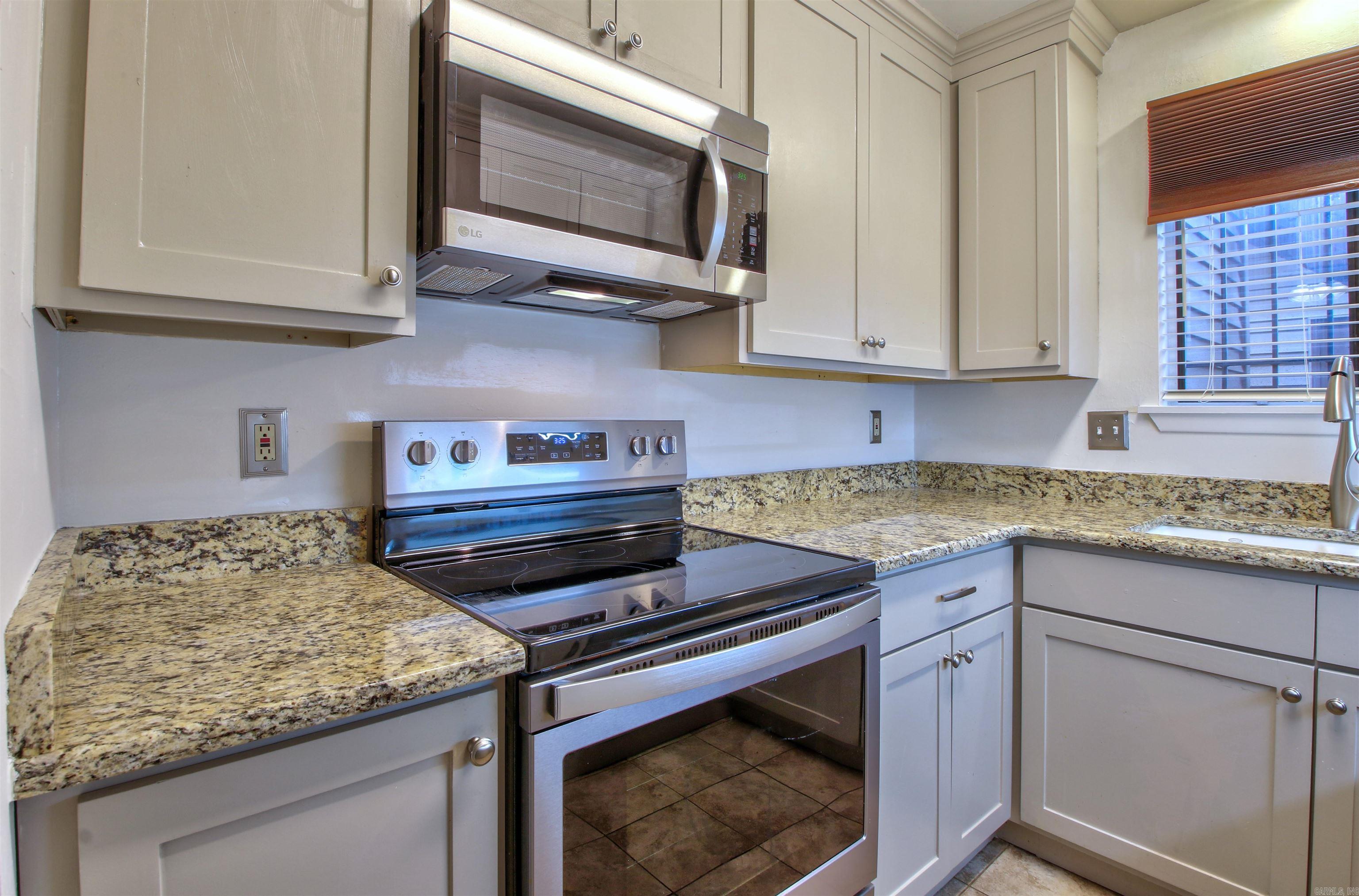 PLEASANTWOOD CONDOS - Residential