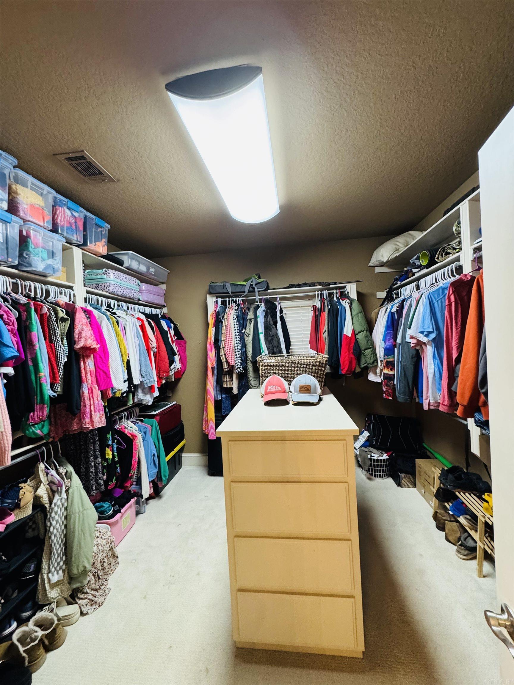 WELLINGTON - Residential