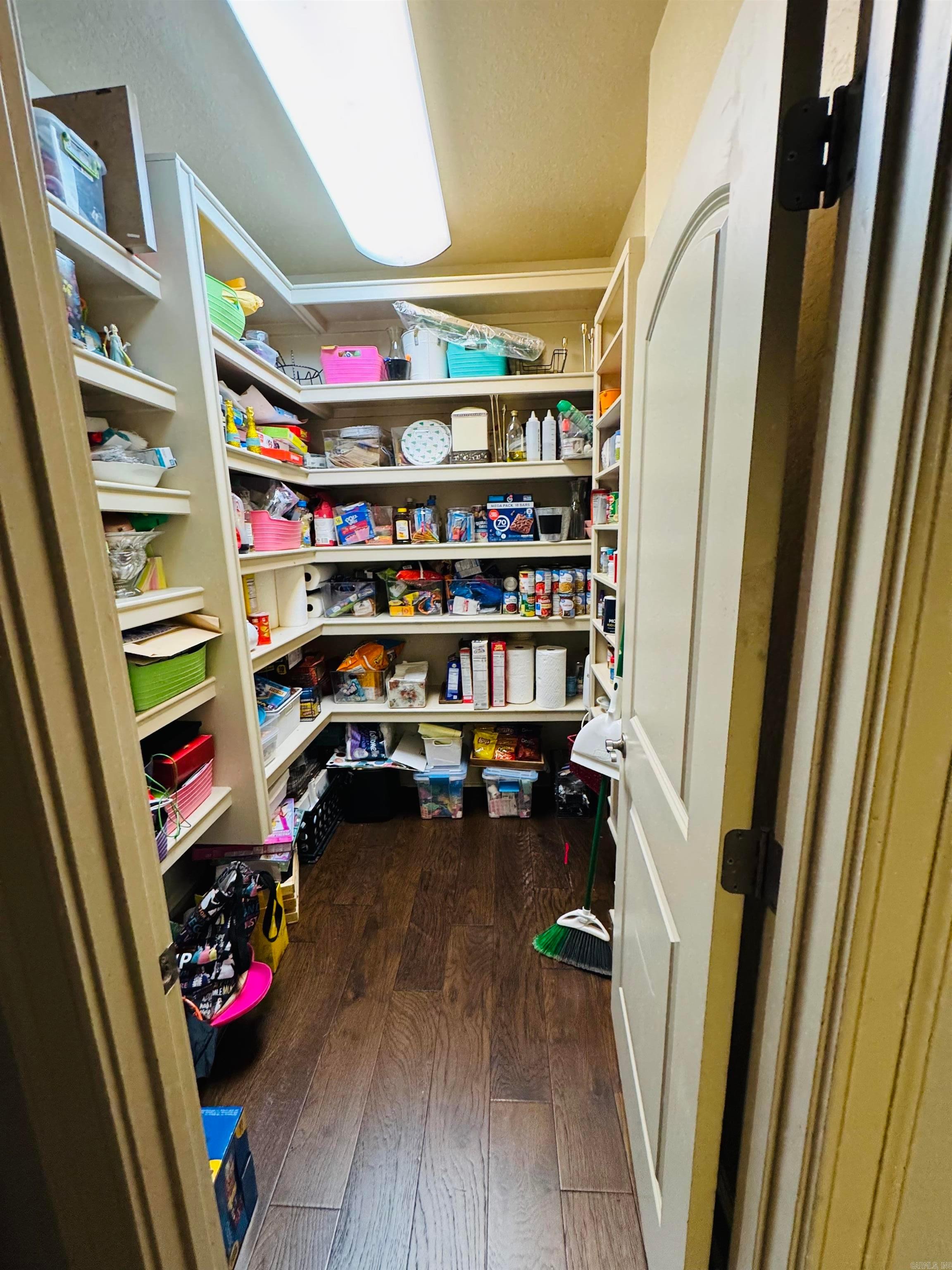 WELLINGTON - Residential